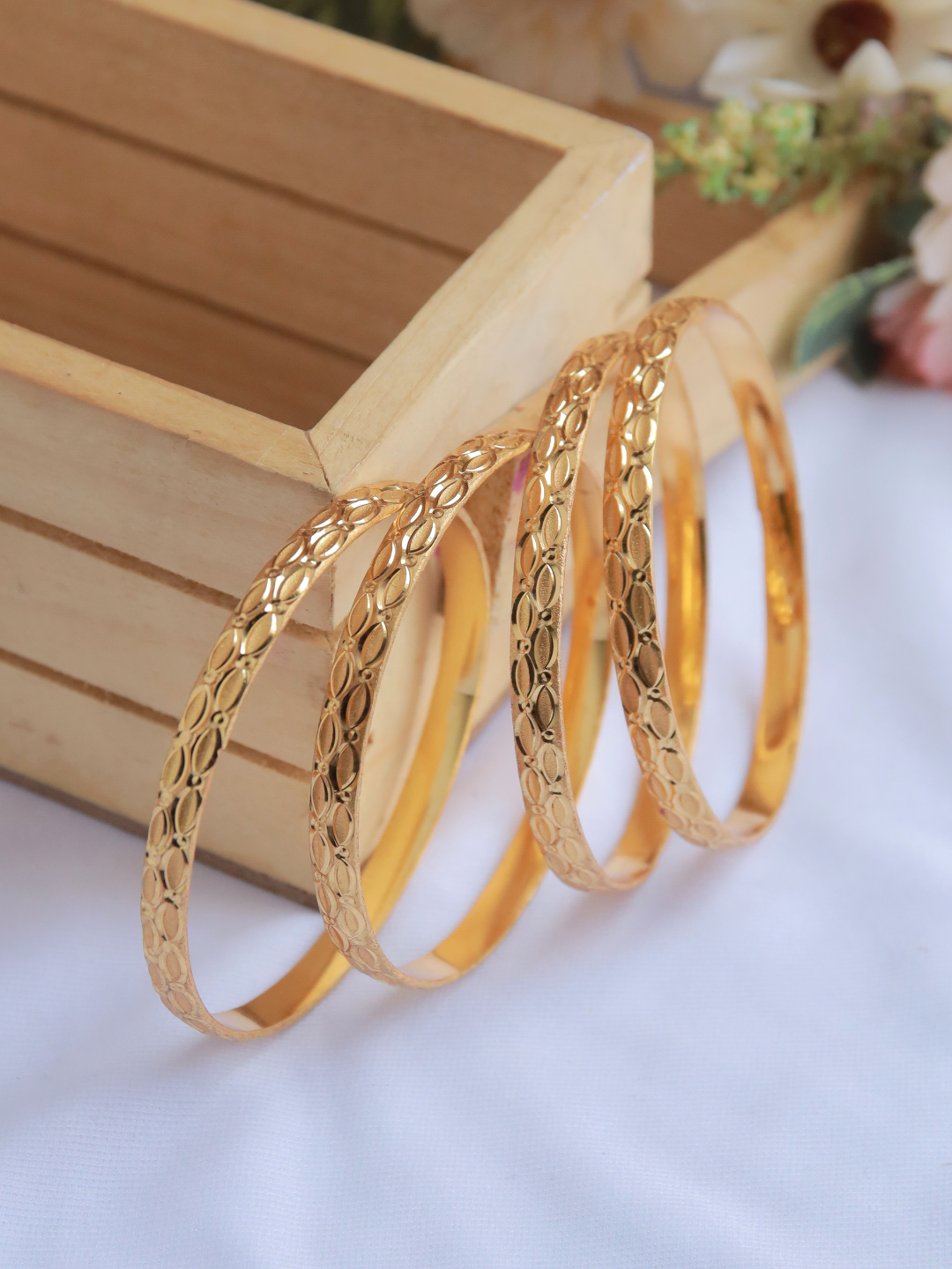 Aashika Bangle.  ( Set of 4 )