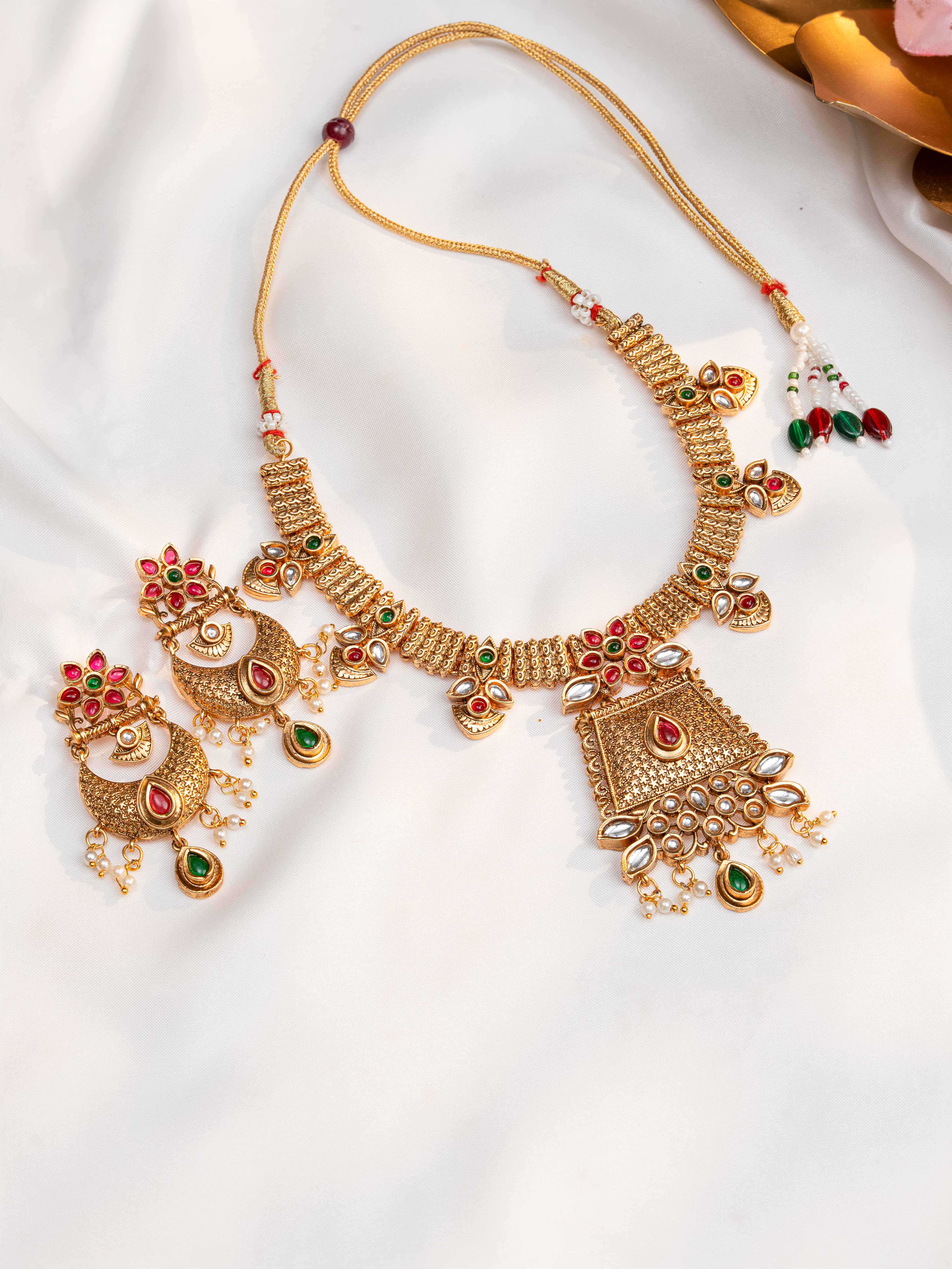 Radha Rani Necklace Set