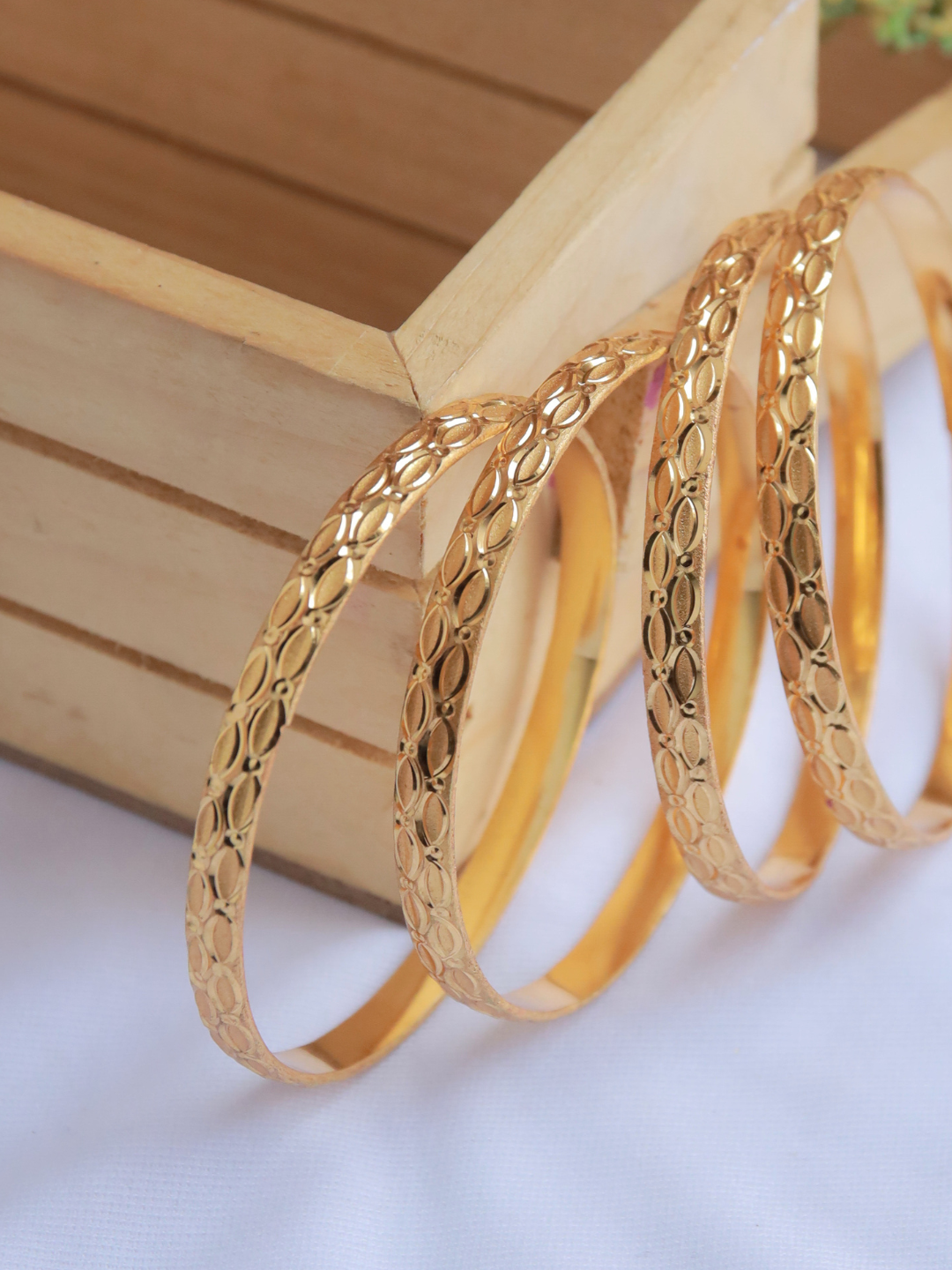 Aashika Bangle.  ( Set of 4 )