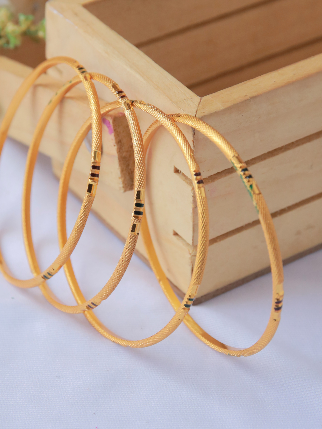 Saanvi Bangle. ( Set of 4)