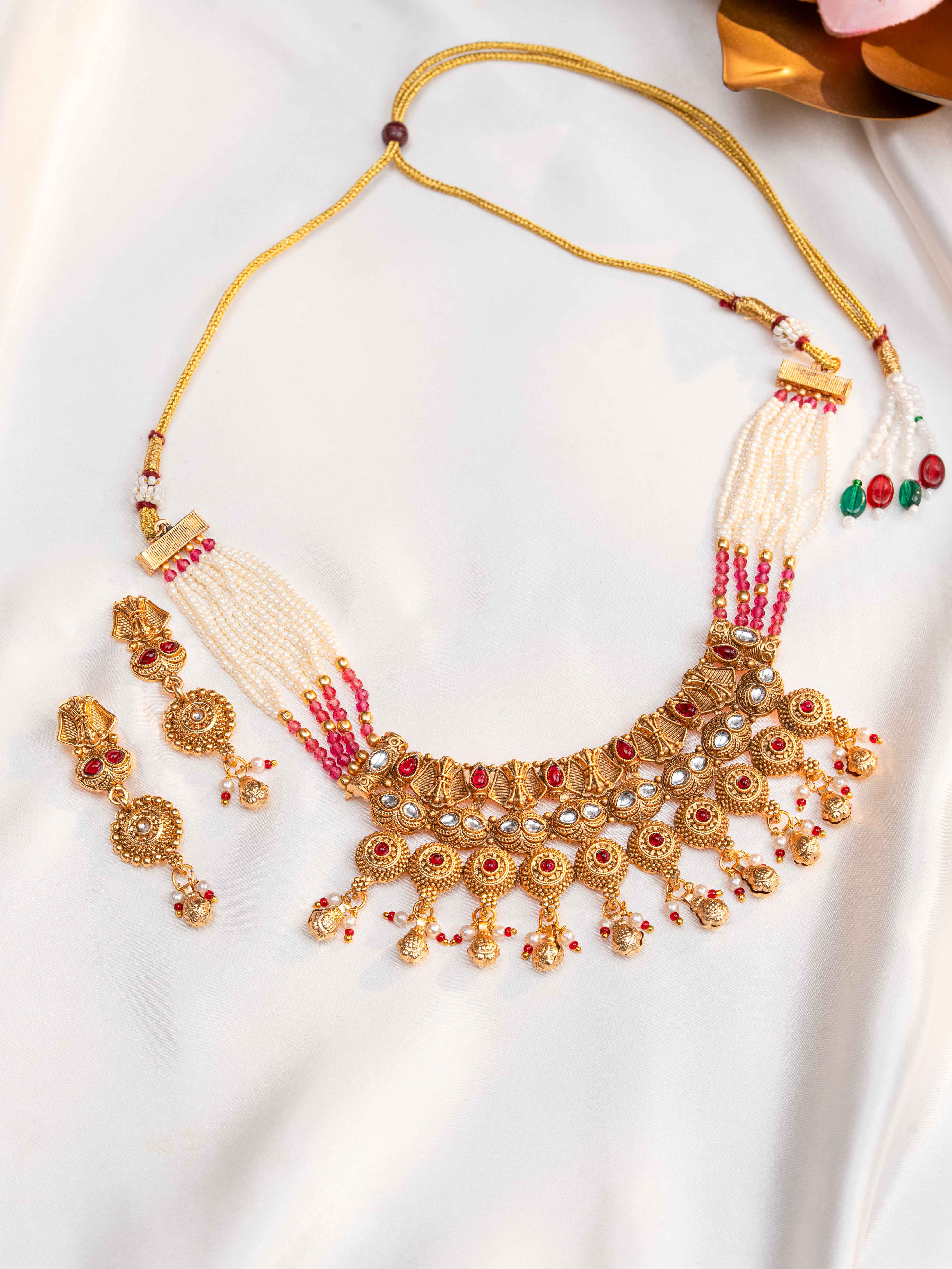 Gaurika Necklace Set