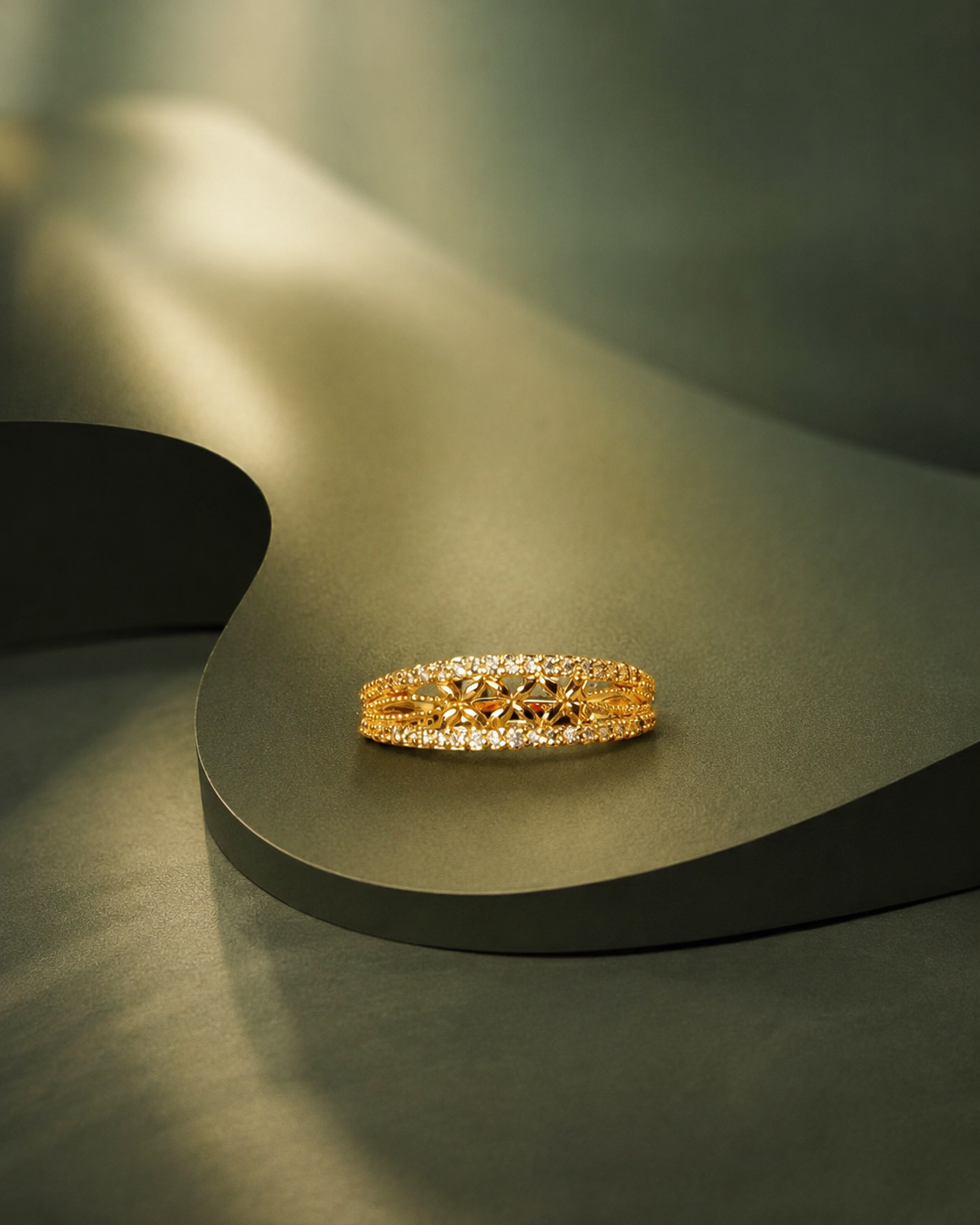 Yuva Adjustable Ring