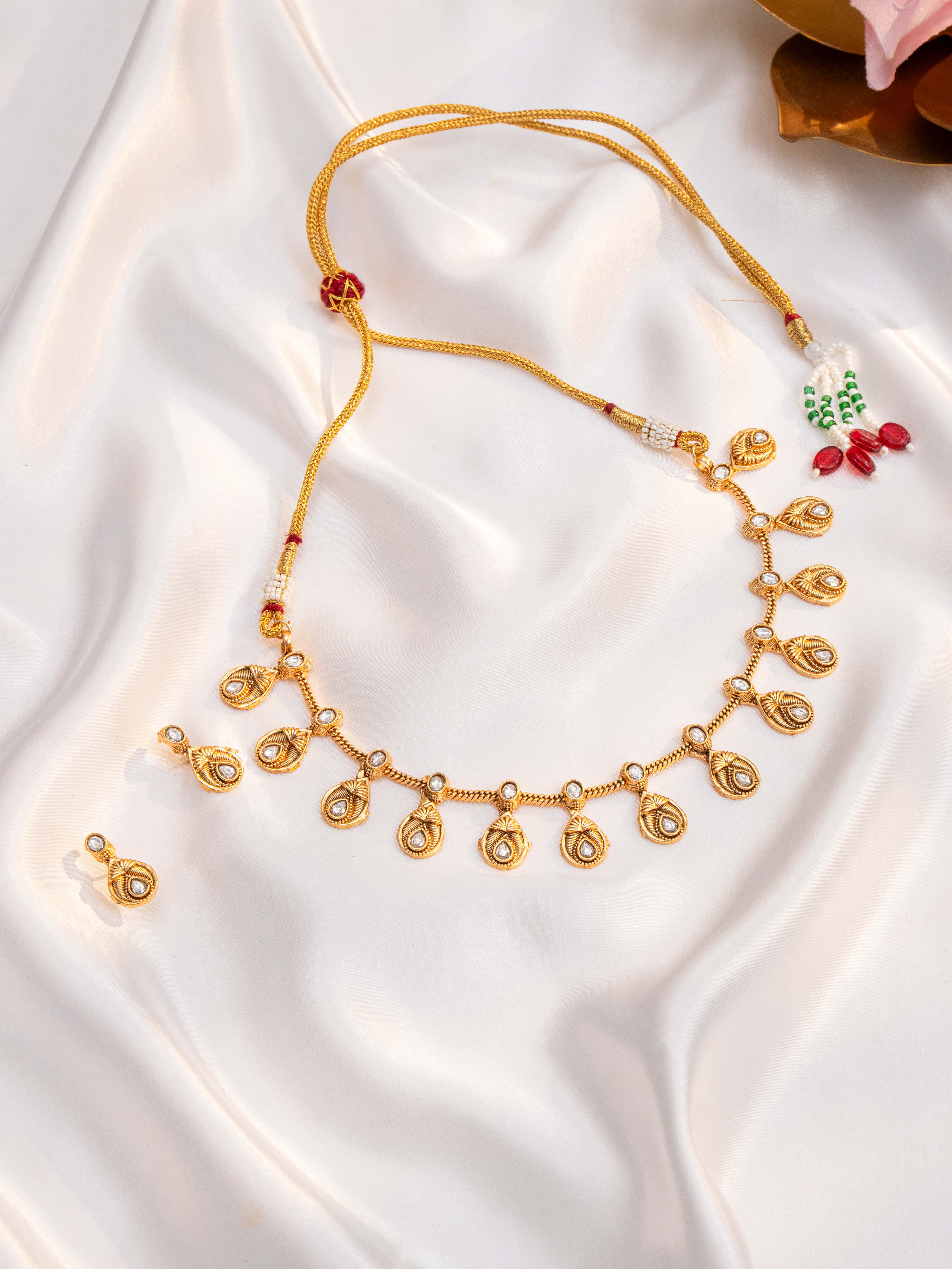 Kanika Necklace Set