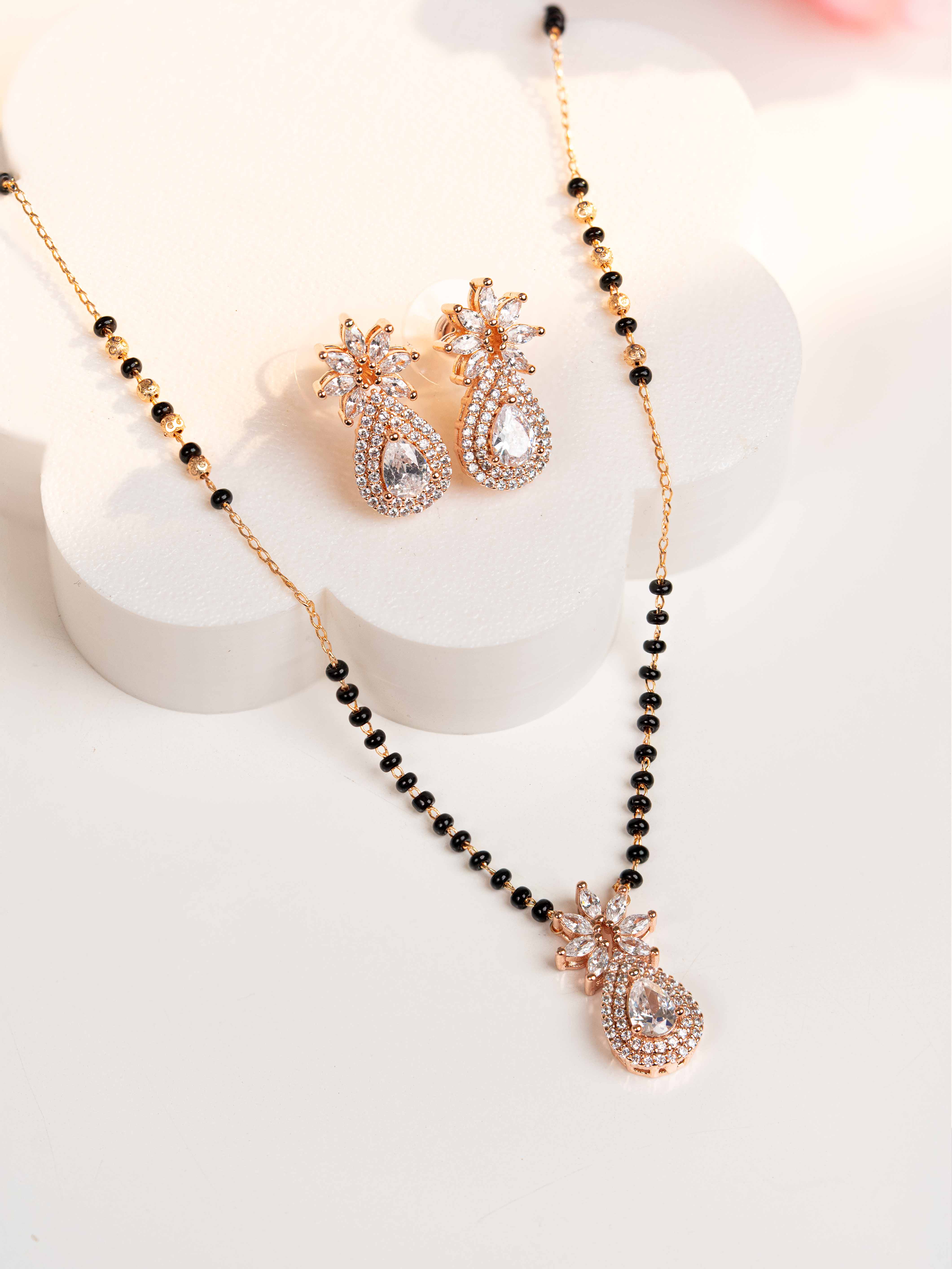 Niral Mangalsutra Set