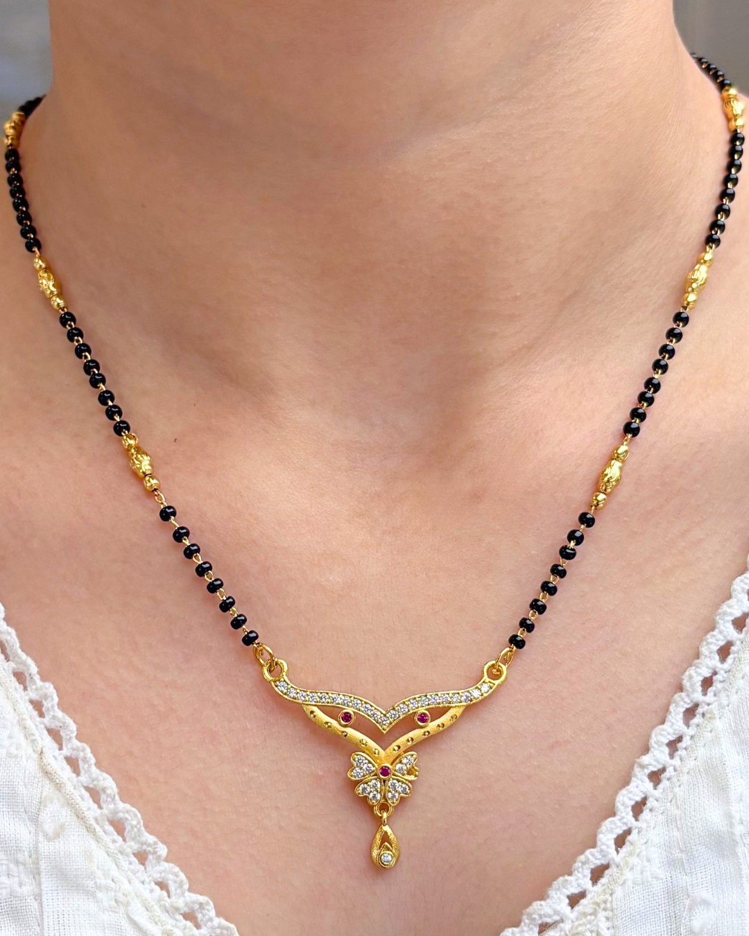 Vibhuti  Mangalsutra