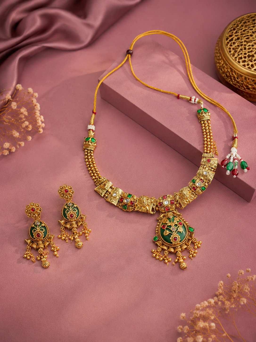 Ambika Necklace Set