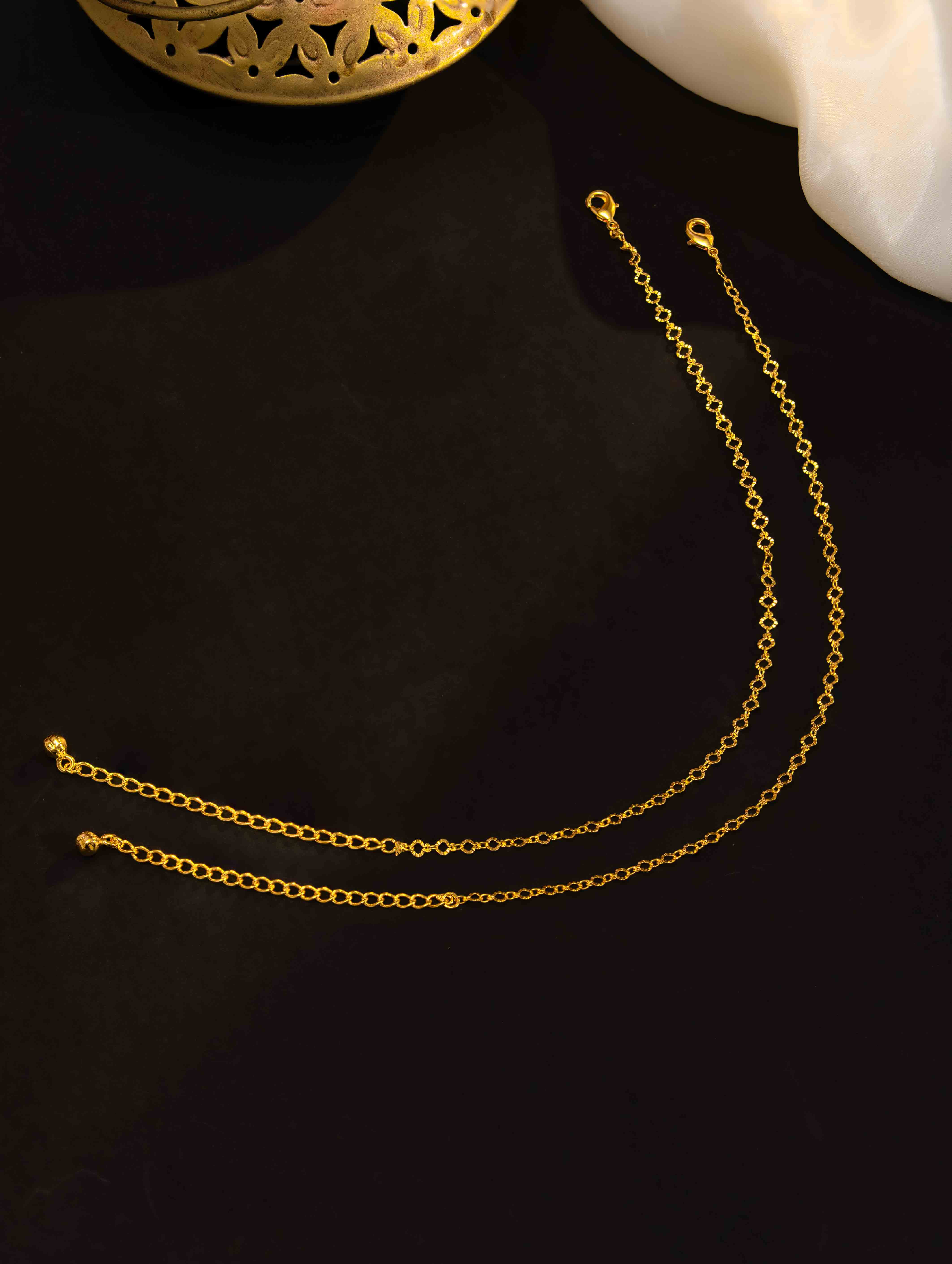 Ruhani Gold Payal (  Set of 2)