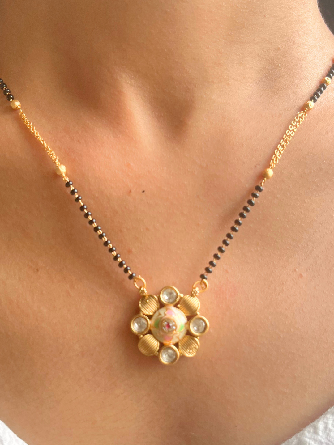 Amrapali Mangalsutra.  (Handcrafted Kundan)