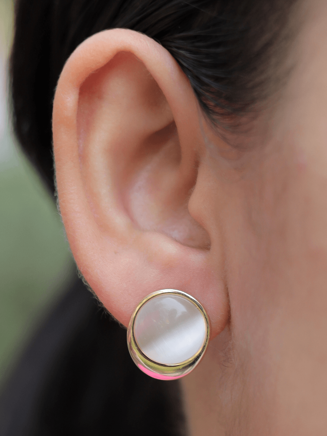 Los Angeles Pearl Triad Earrings - Zerakijewels