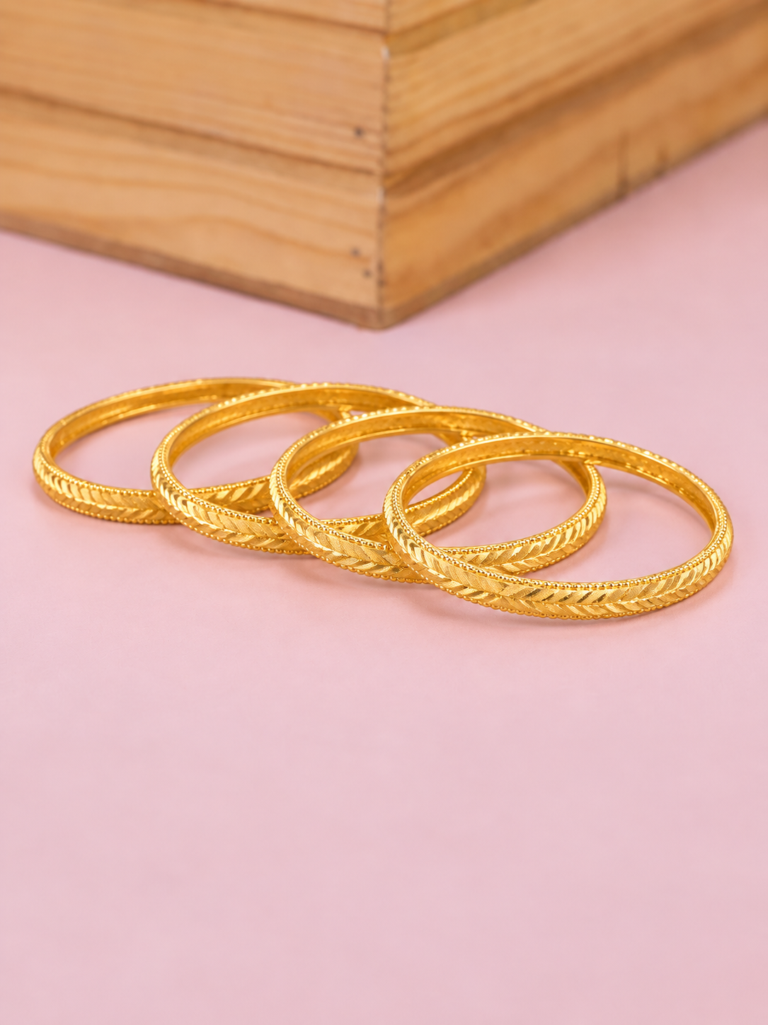 Nisha Bangle. (Set of 4)