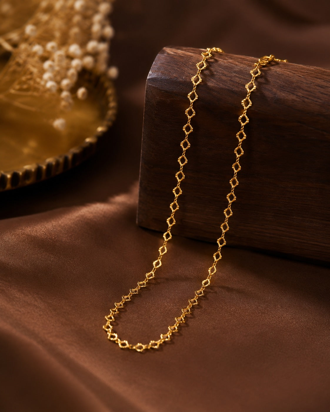 Elara Gold Chain