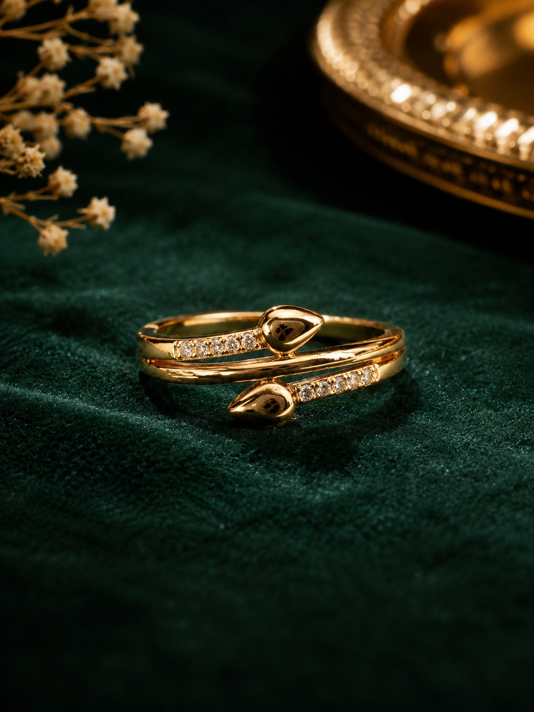 Calla Adjustable Ring