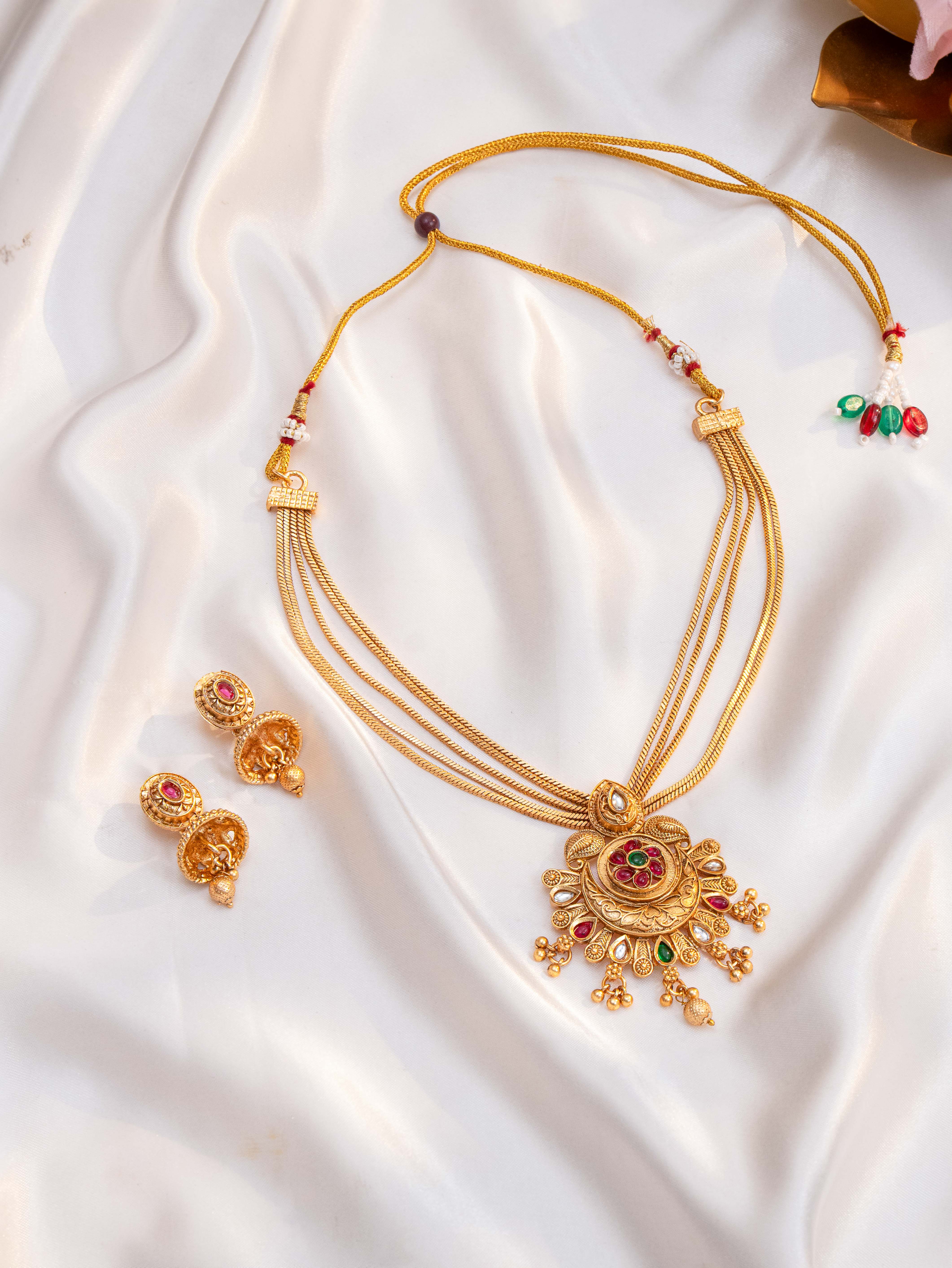 Ruhmahal Necklace Set