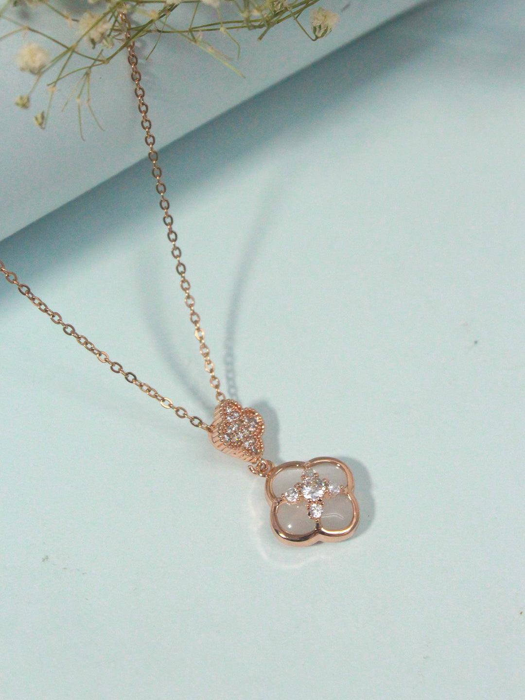 Rose Gold Shamrock Pendant - Zerakijewels