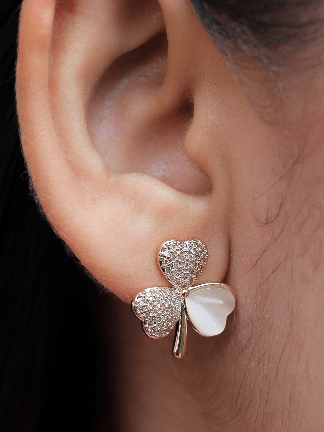 Leafy Diamond Pearl studs - Zerakijewels