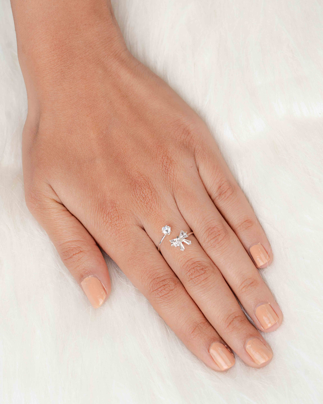 Twinkle Bow Adjustable Ring
