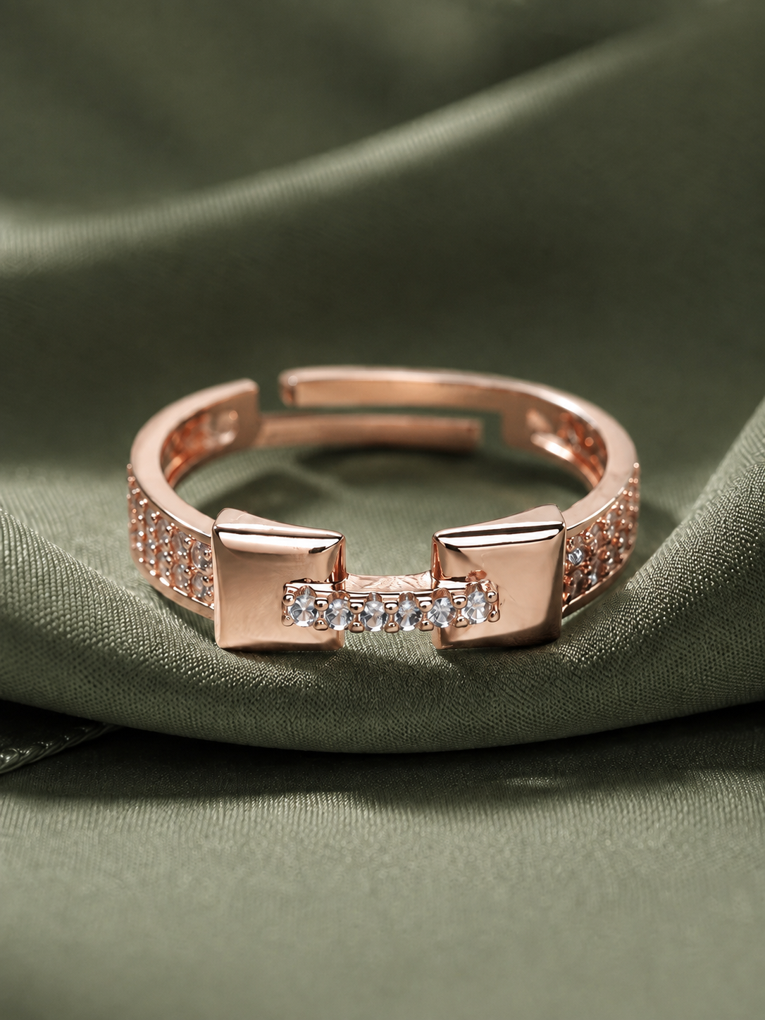 Diana Adjustable Ring
