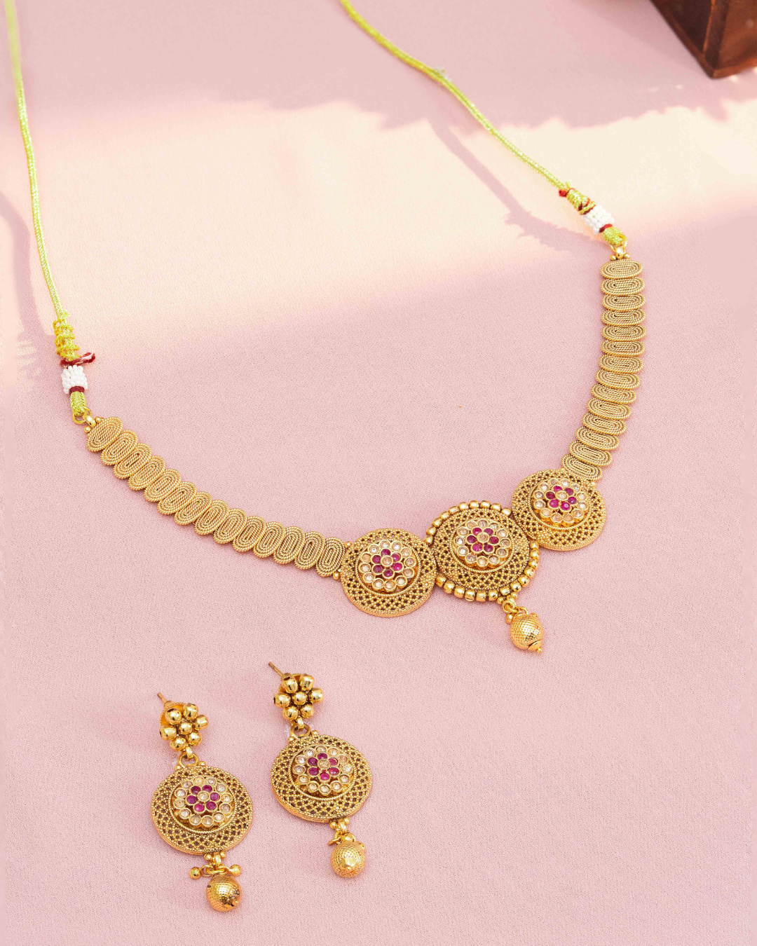 Rajwanshi Necklace Set