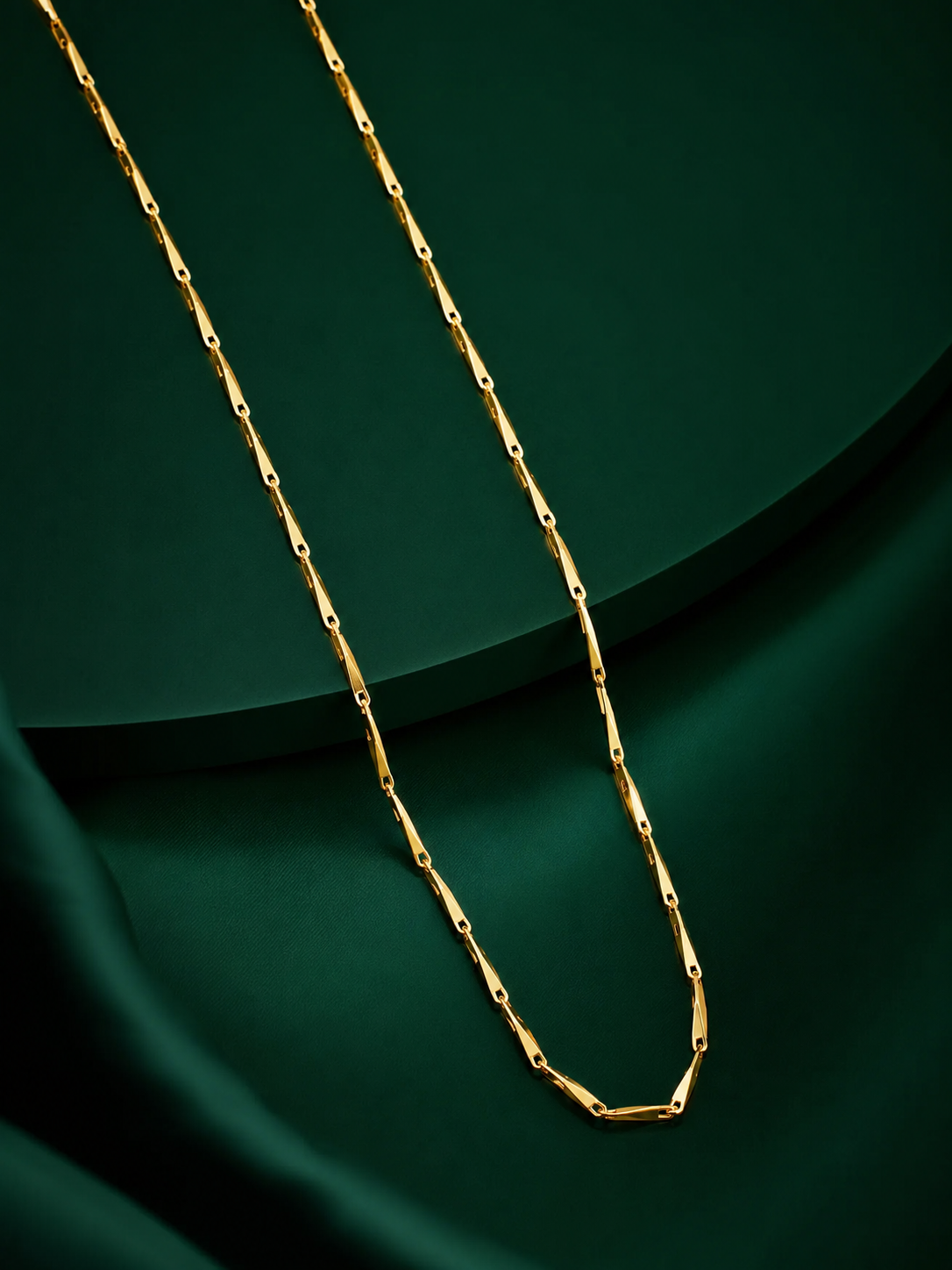 Roselle Gold Chain