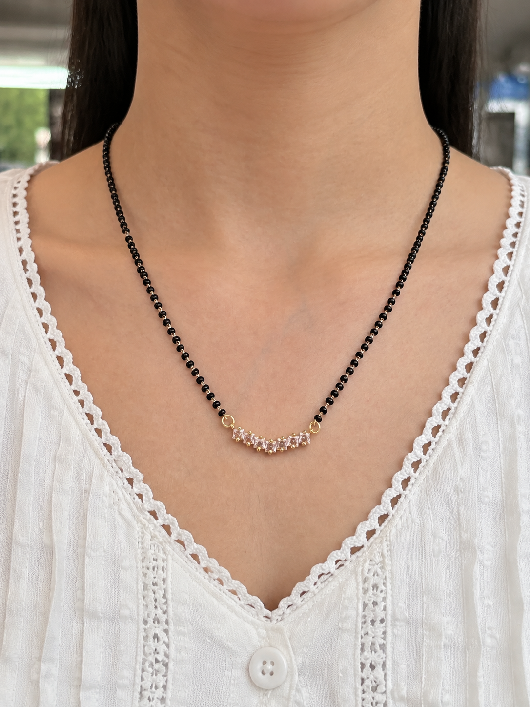 Akriti Mangalsutra