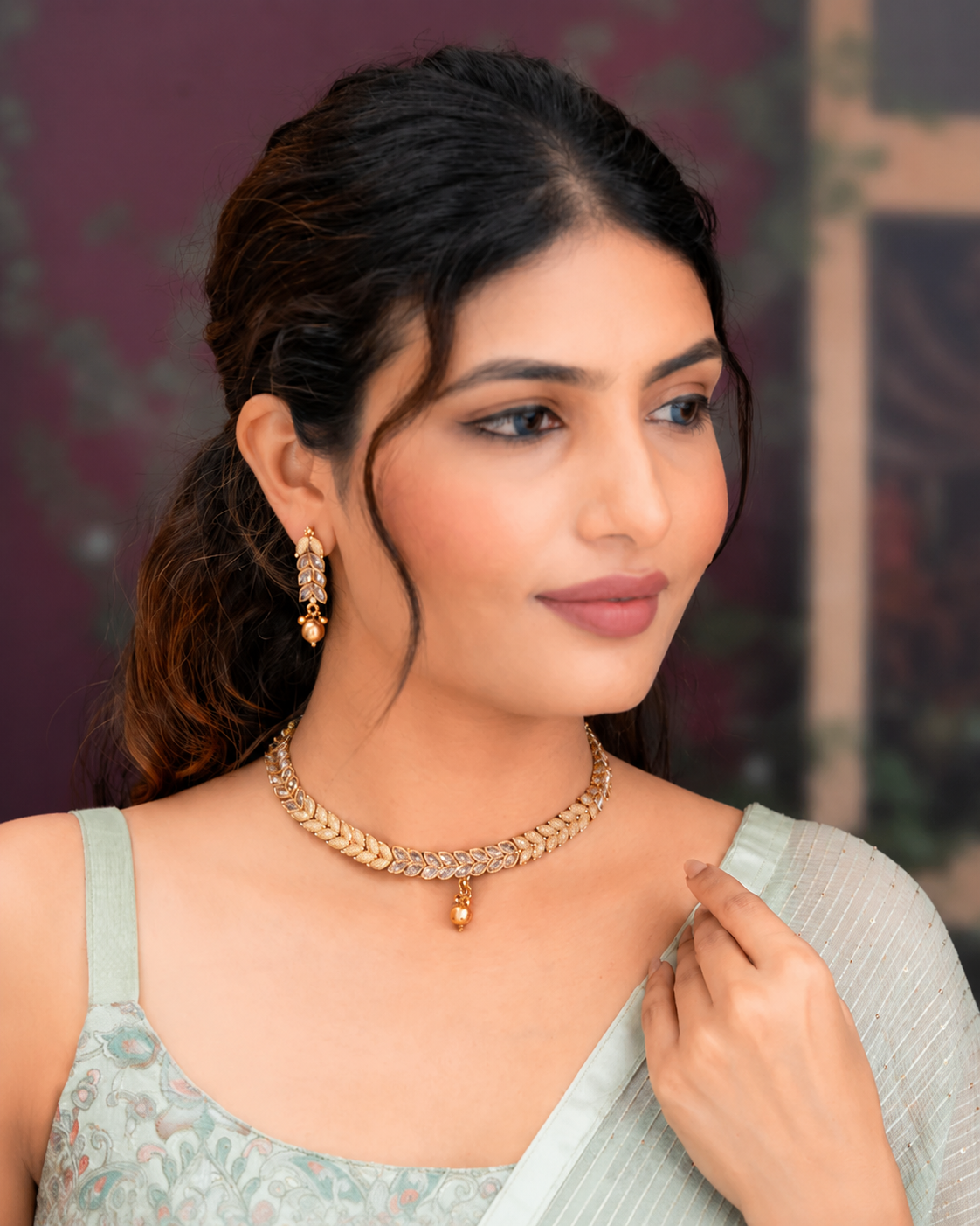 Vibhusa Necklace Set