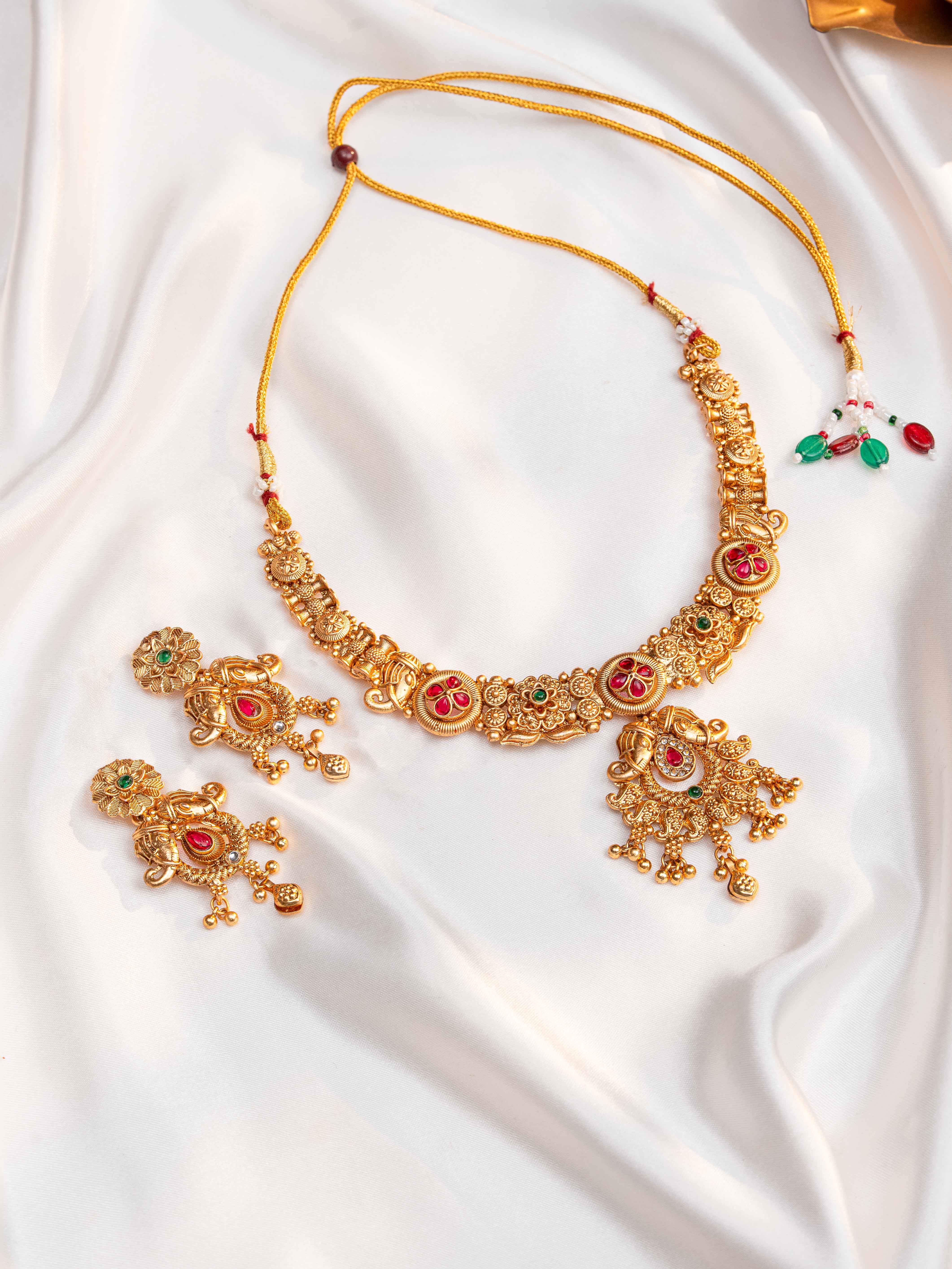 Shambhavi Necklace Set