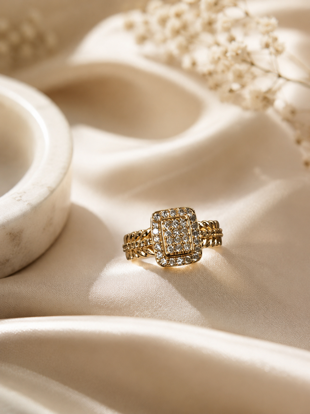 Pravya Adjustable Ring