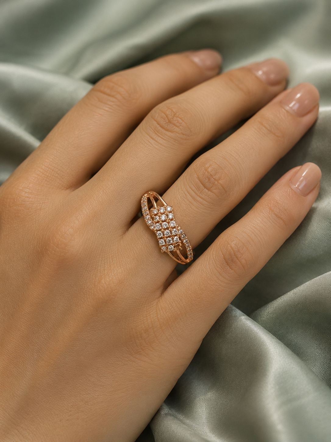 Aariya Adjustable Ring
