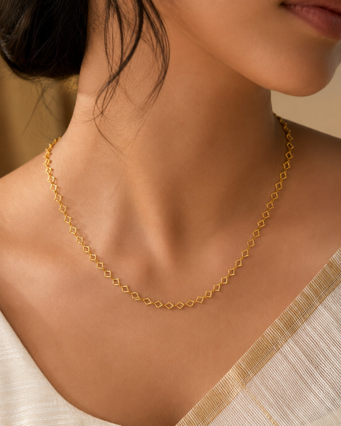 Elara Gold Chain