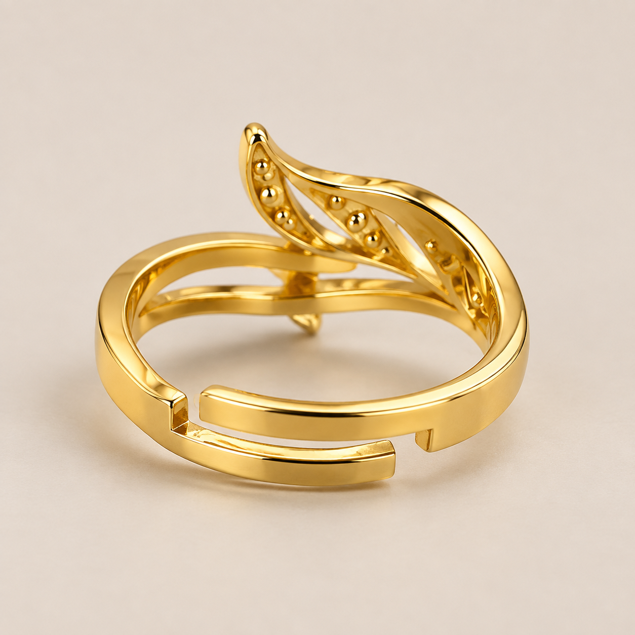 Iviana Adjustable Ring