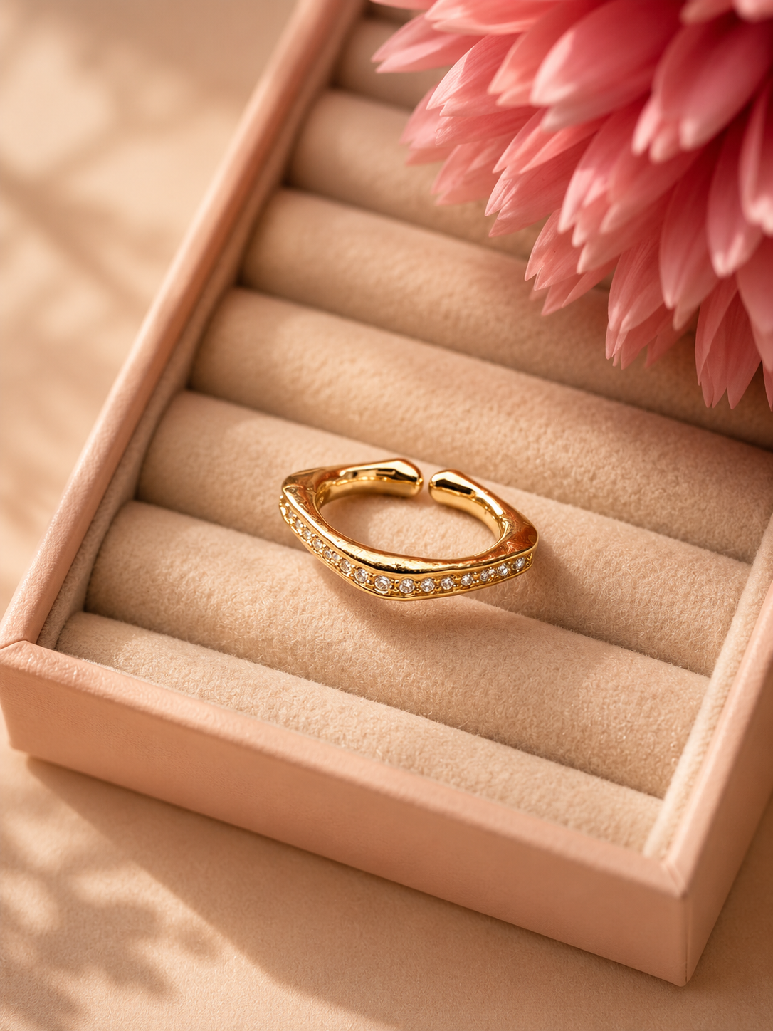 Zivah Adjustable Ring