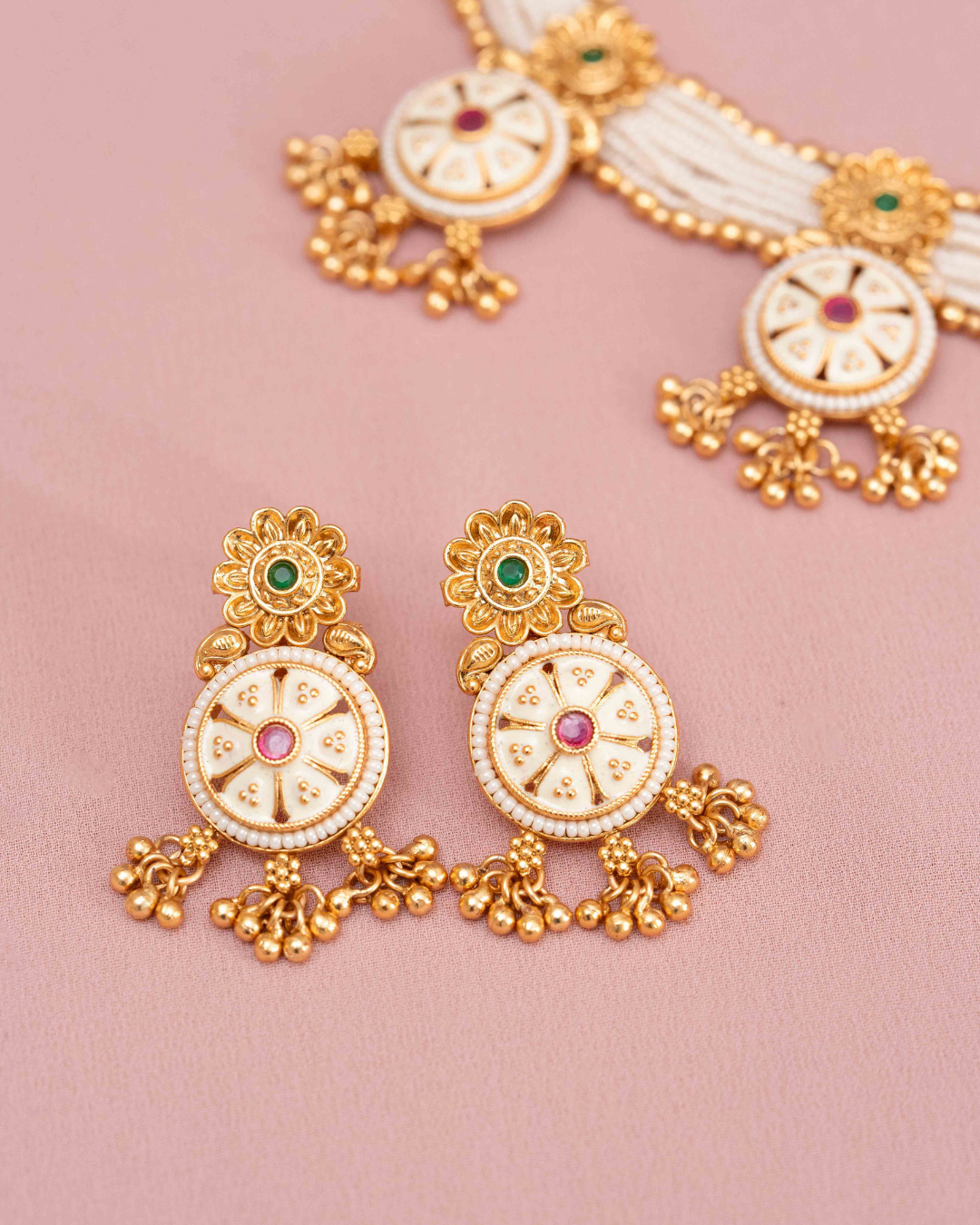 Devyani Necklace Set