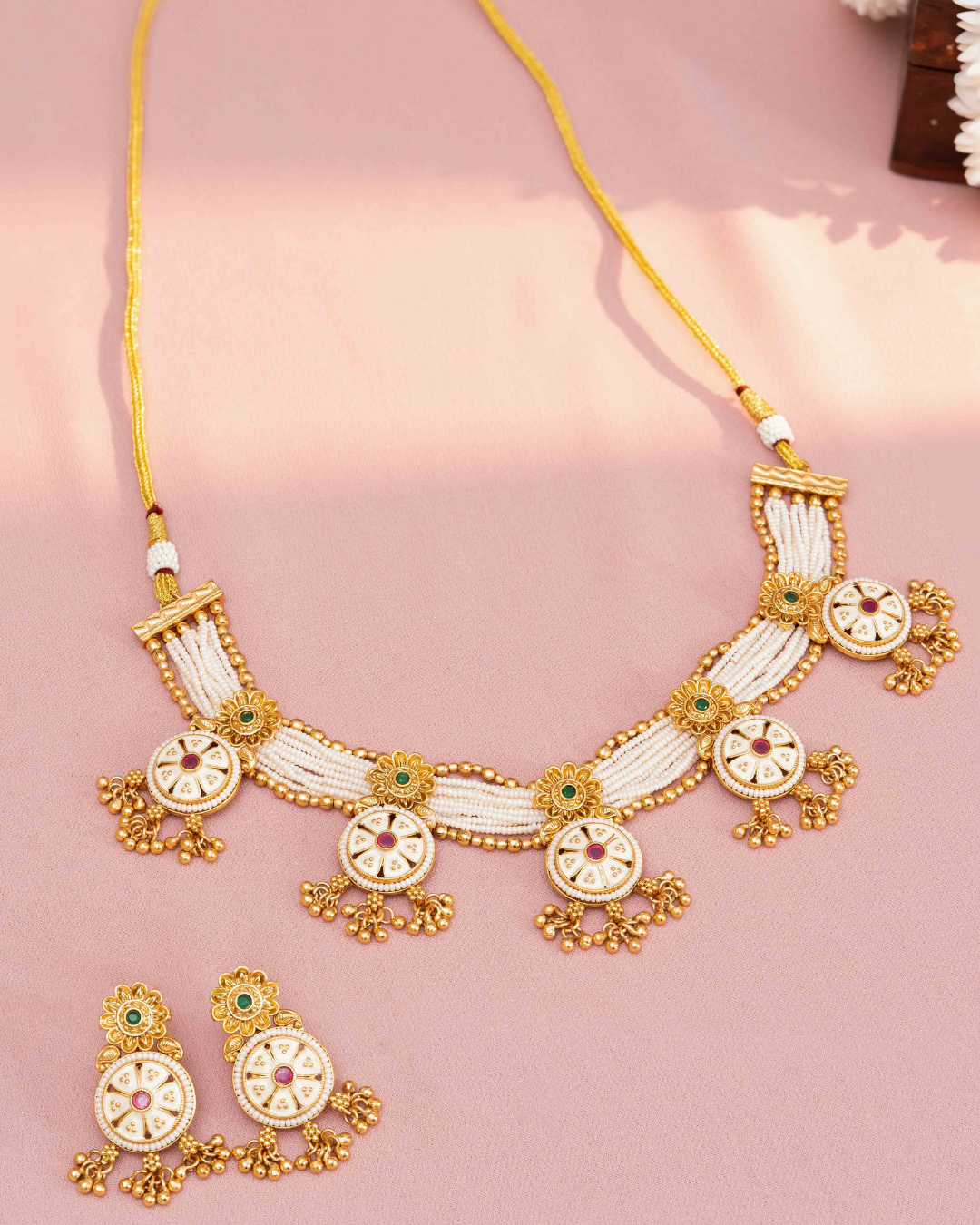 Devyani Necklace Set