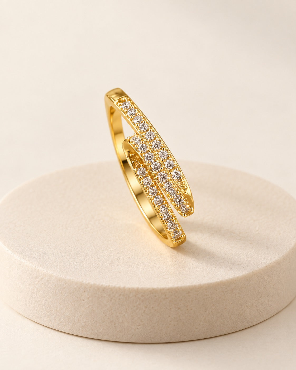 Gleamique Adjustable Ring