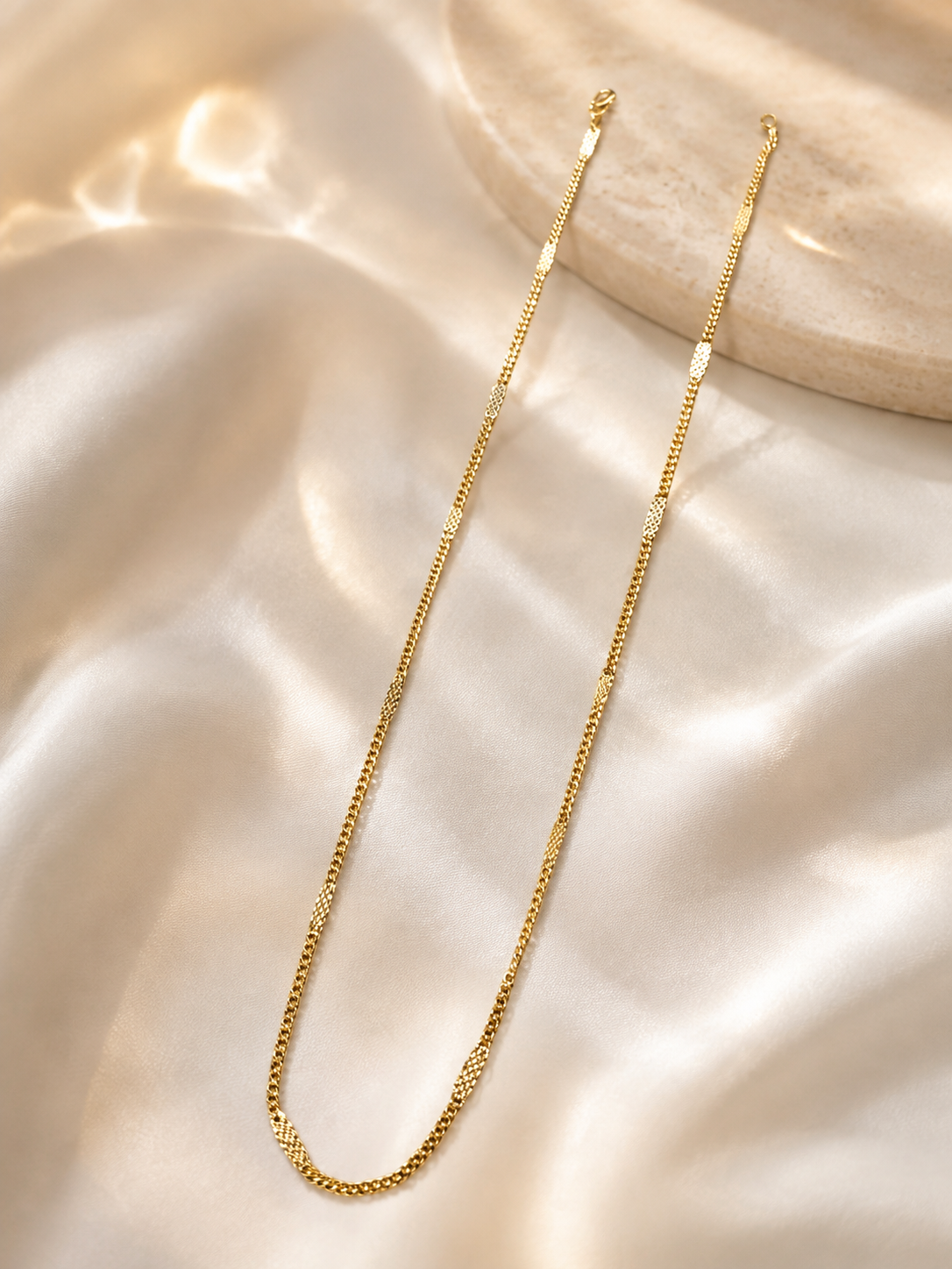 Fenila Gold Chain