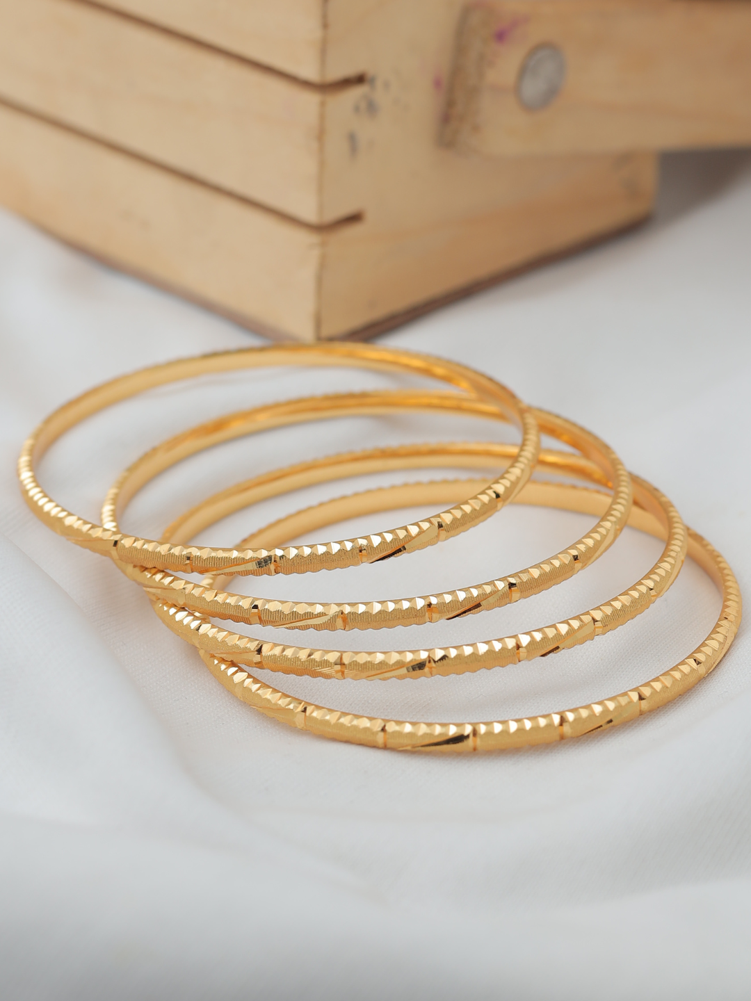 Aashika Bangle.  ( Set of 4 )