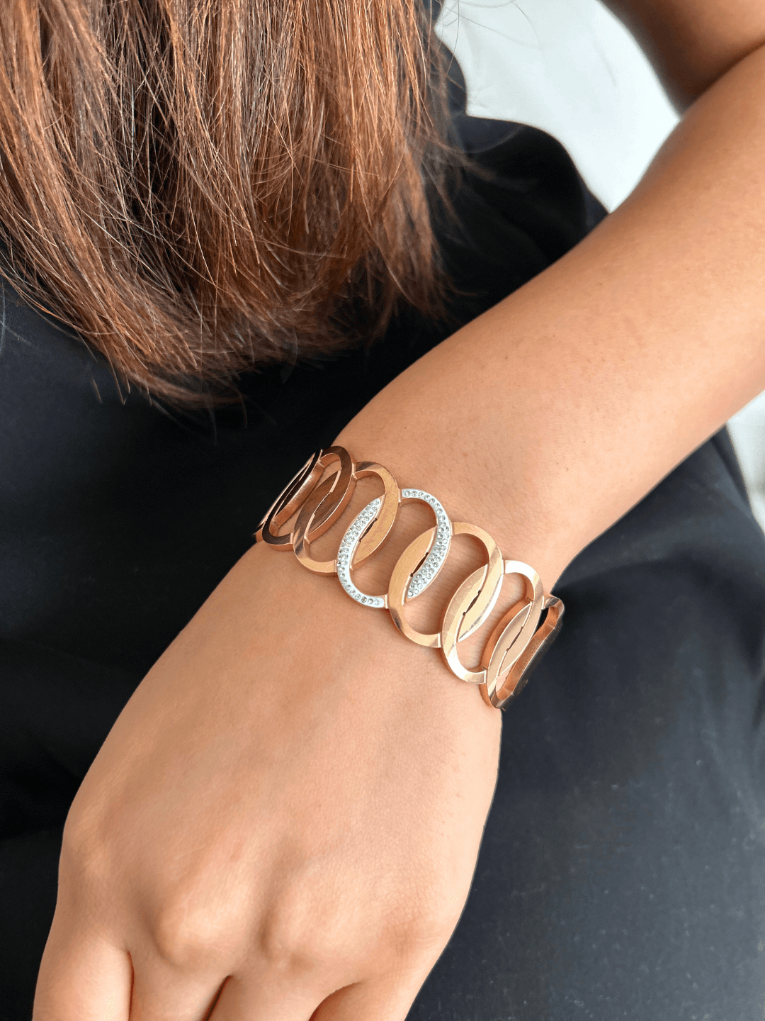 Contemporary Oval Bracelet - Zeraki Jewels 