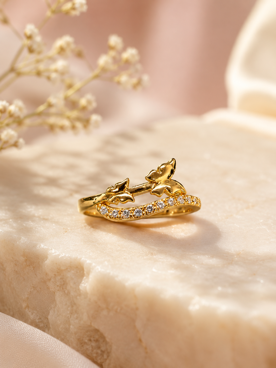 Luma Adjustable Ring