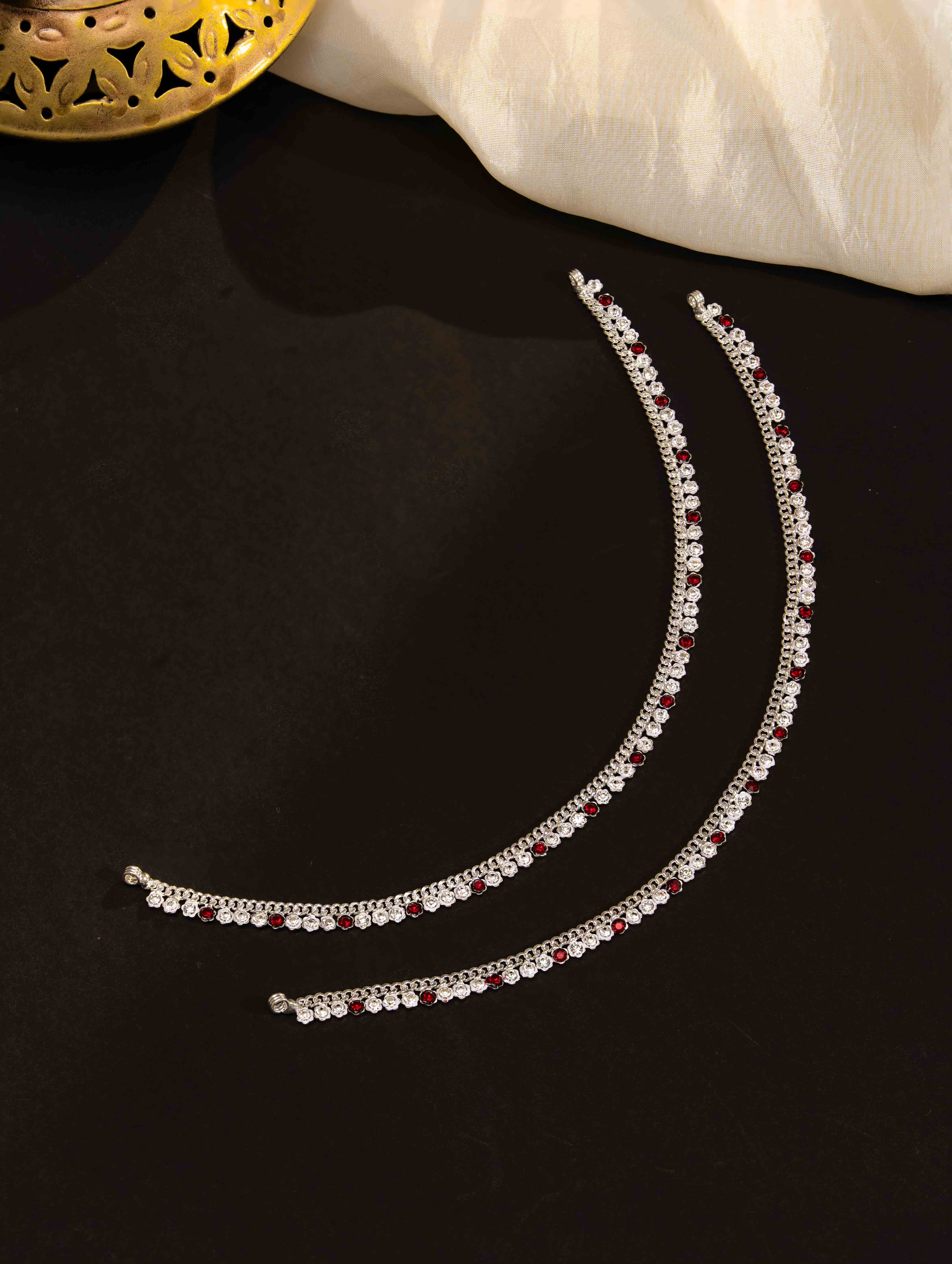 Nayomi Silver Payal (set of 2)