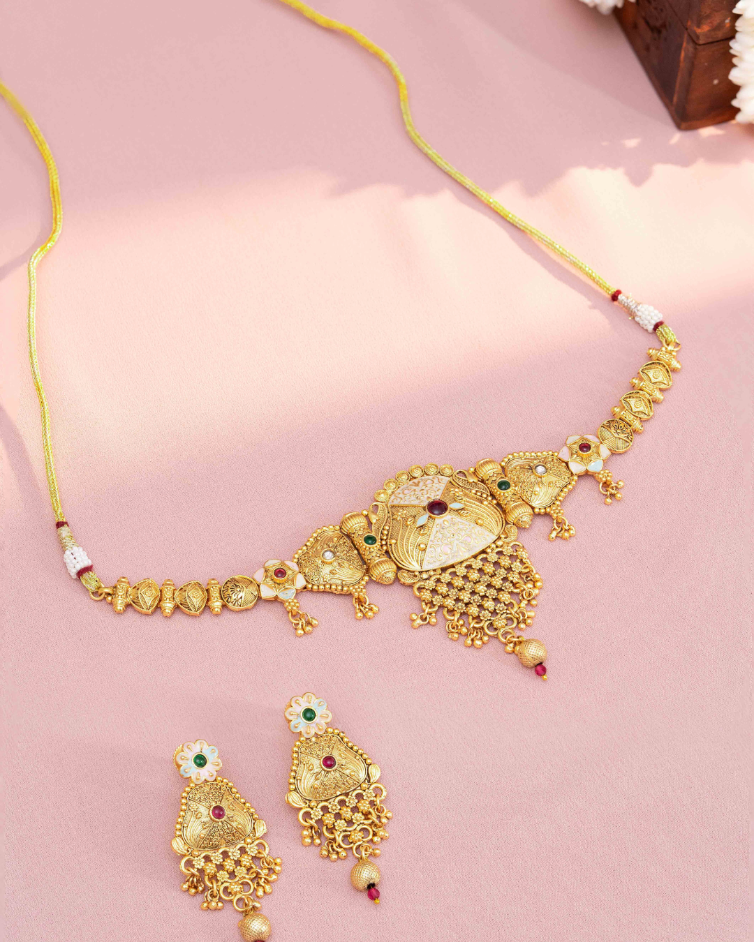 Vaishaka Necklace Set