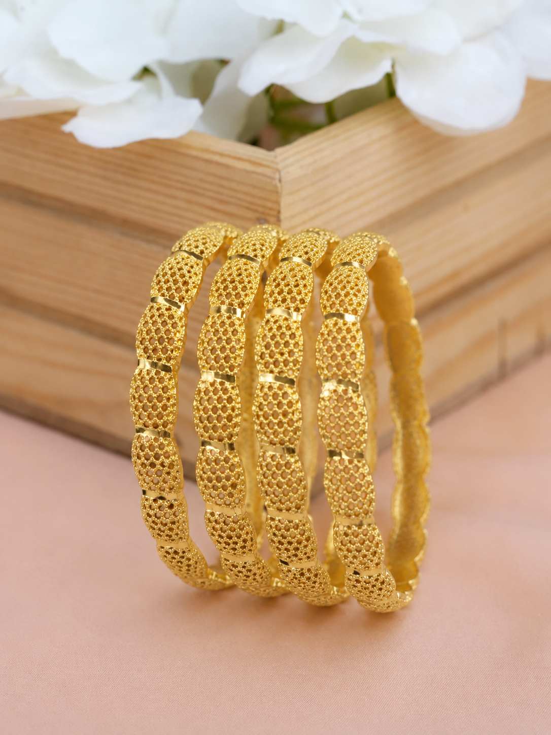 Saroj Bangle (Set of 4)