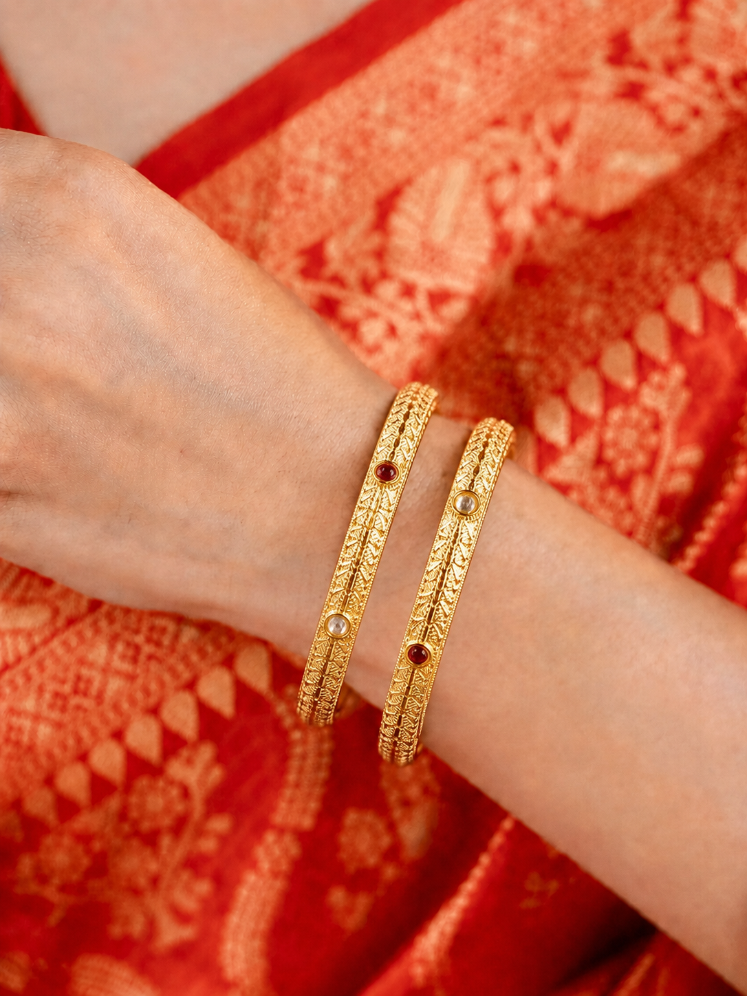 Chetna Bangle (Set of 2)