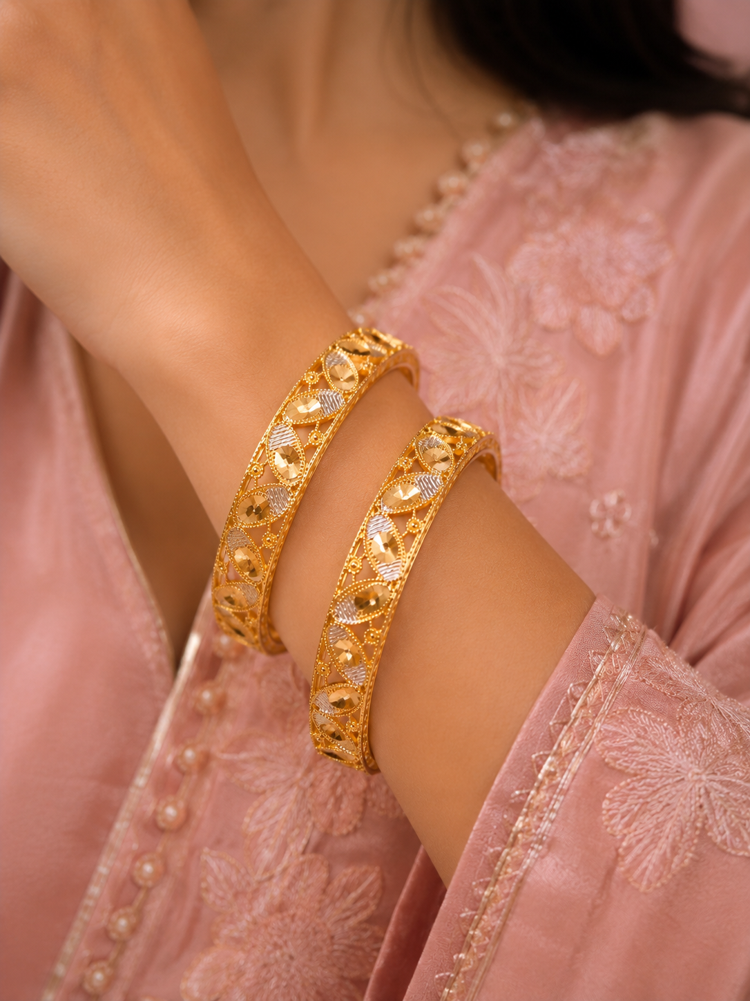 Aashika Bangle ( Set of 2 )