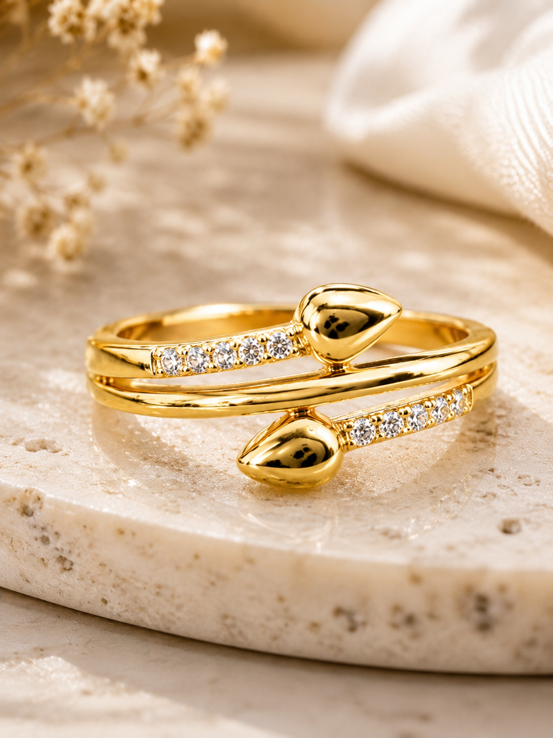 Calla Adjustable Ring