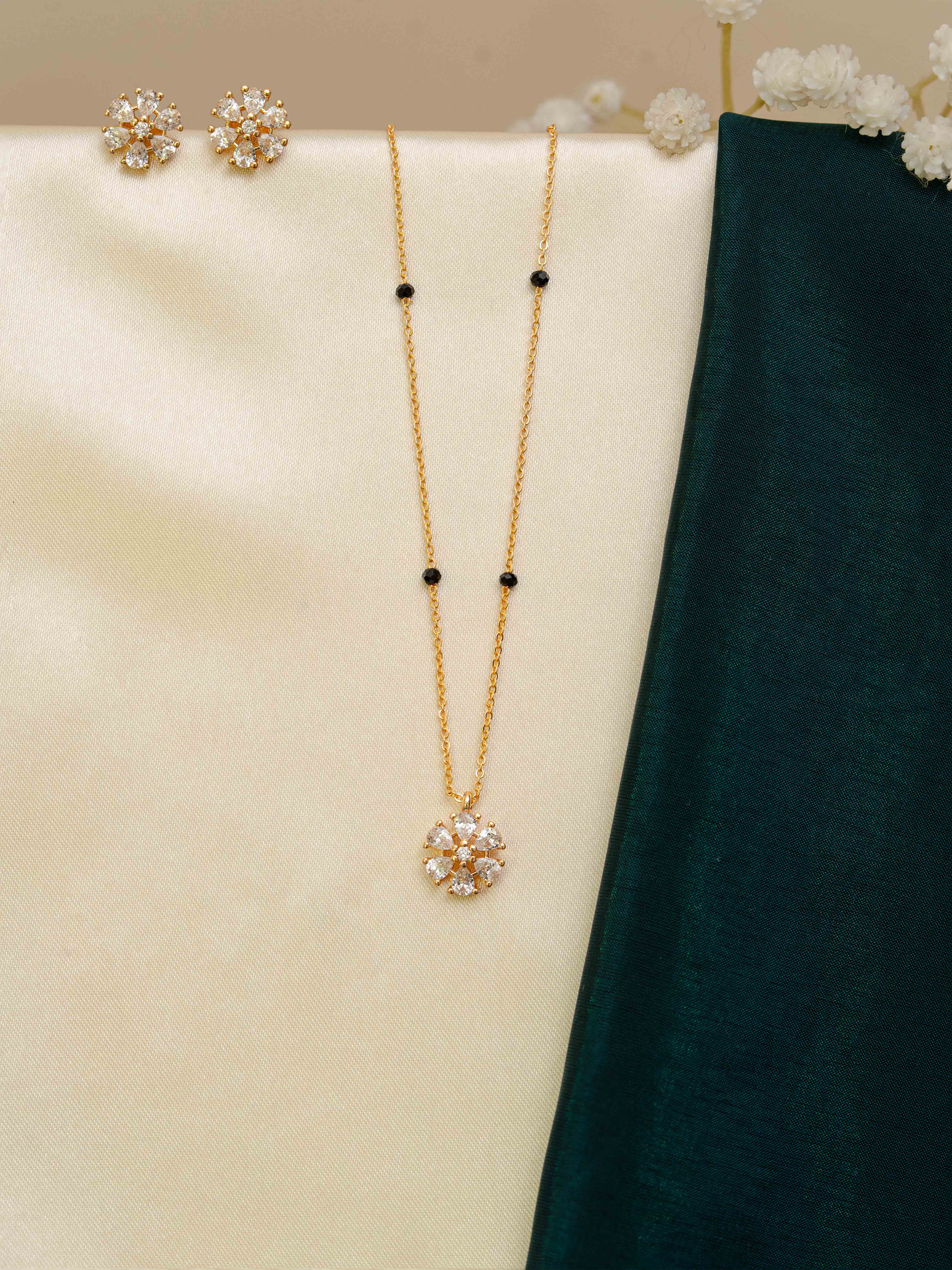 Tanvi Mangalsutra With Earrings