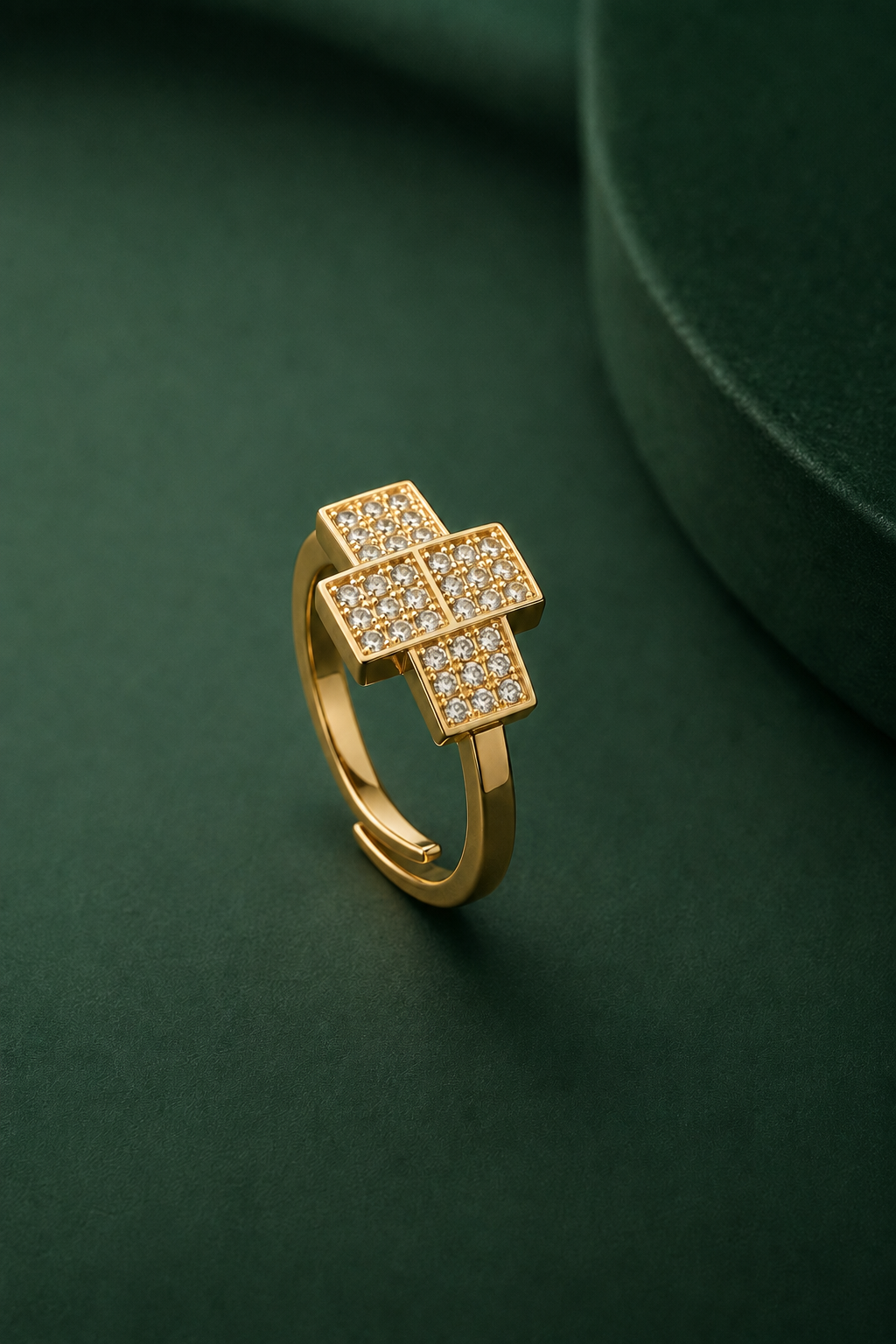 Zuk Adjustable Ring