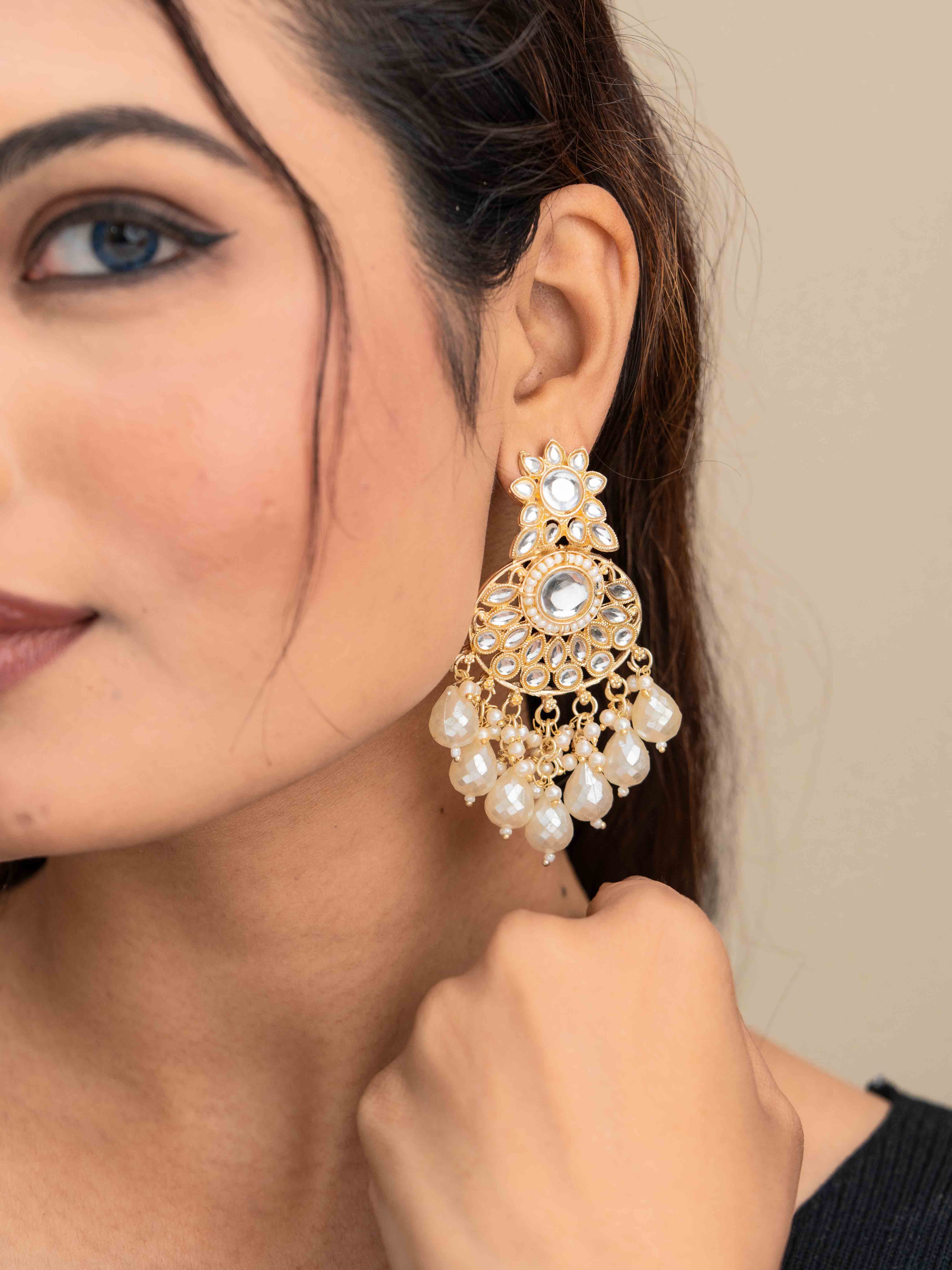 Ahilya Kundan Earrings