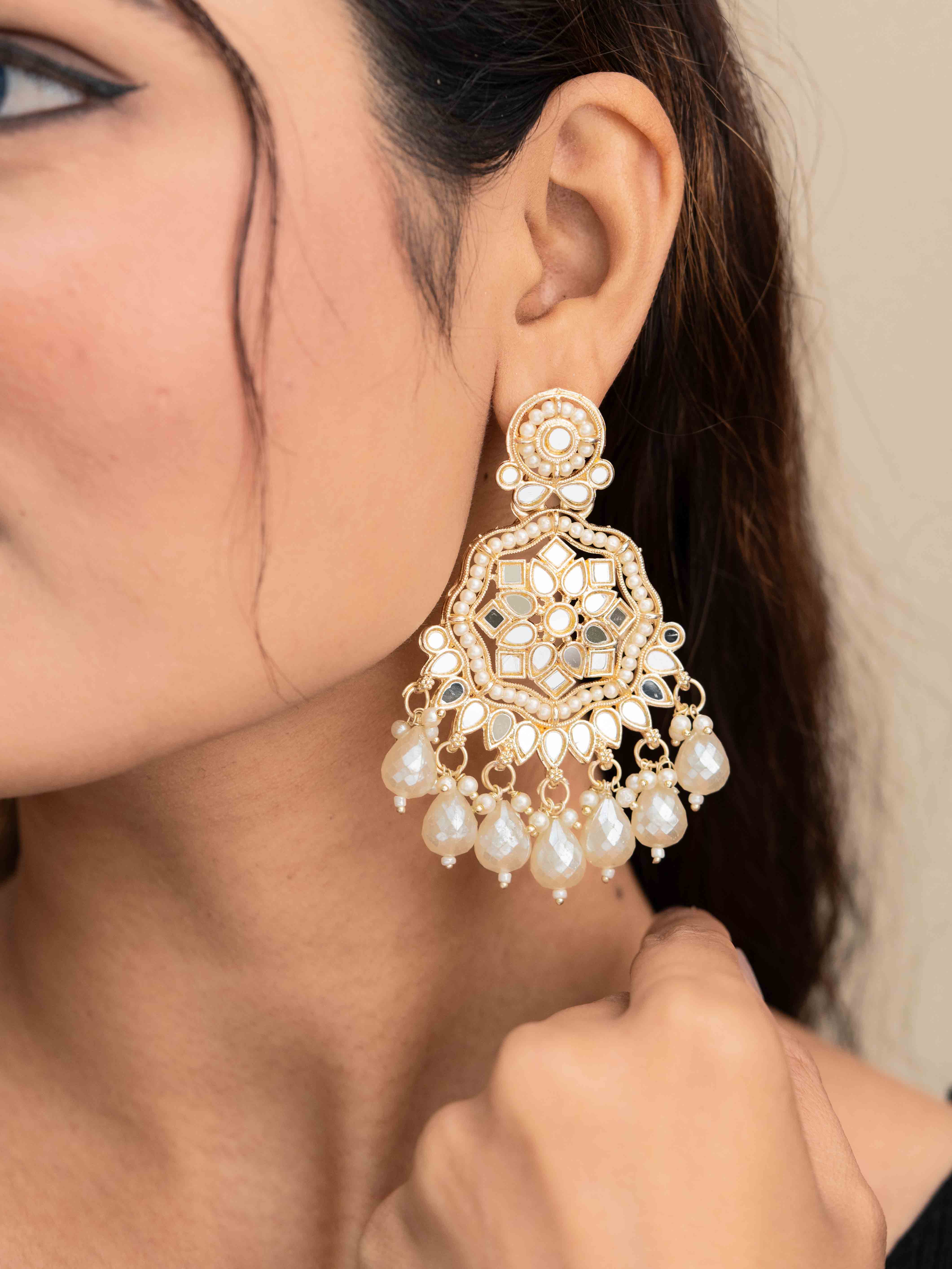 Anvitha Kundan Earrings