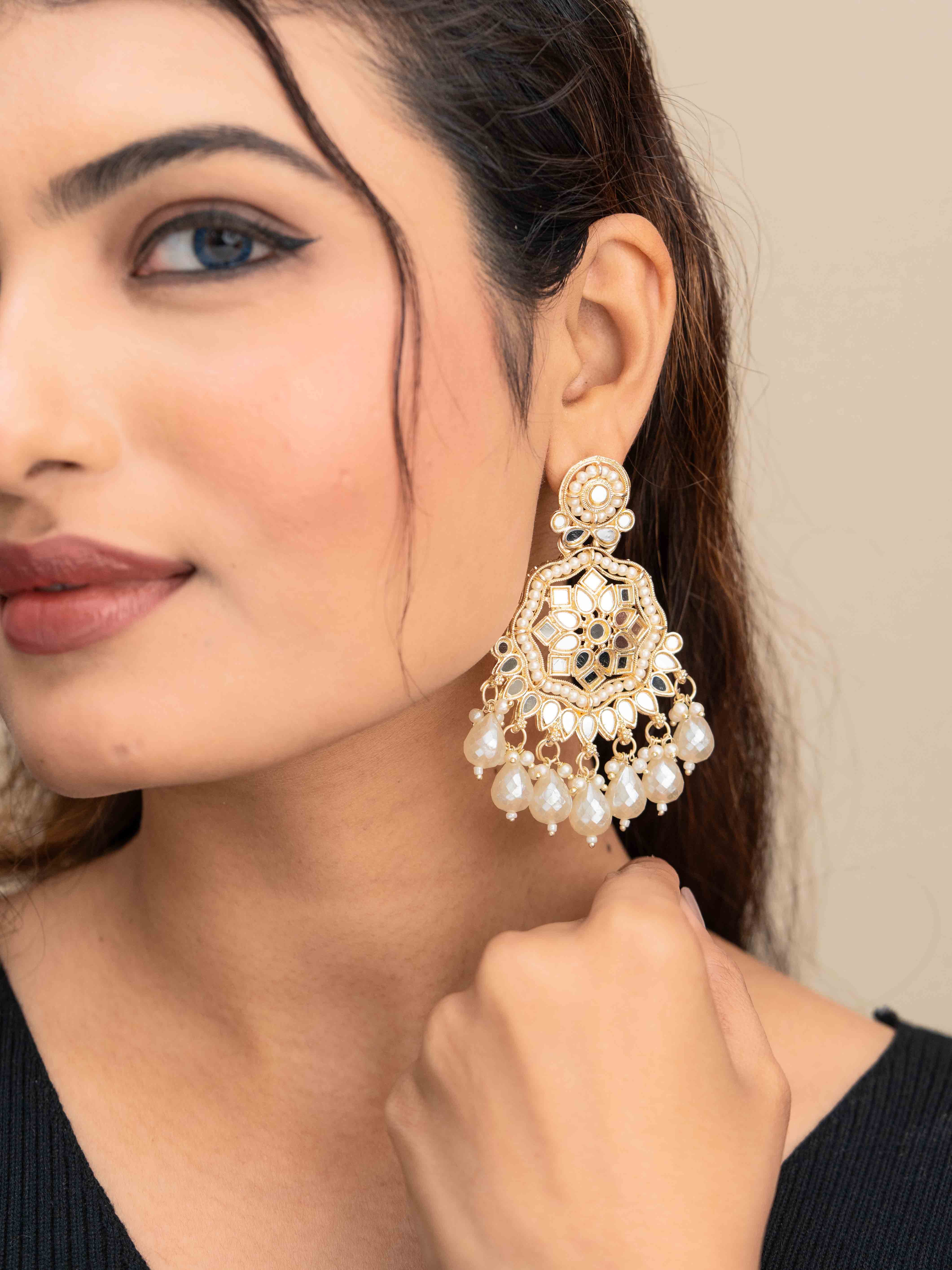 Anvitha Kundan Earrings