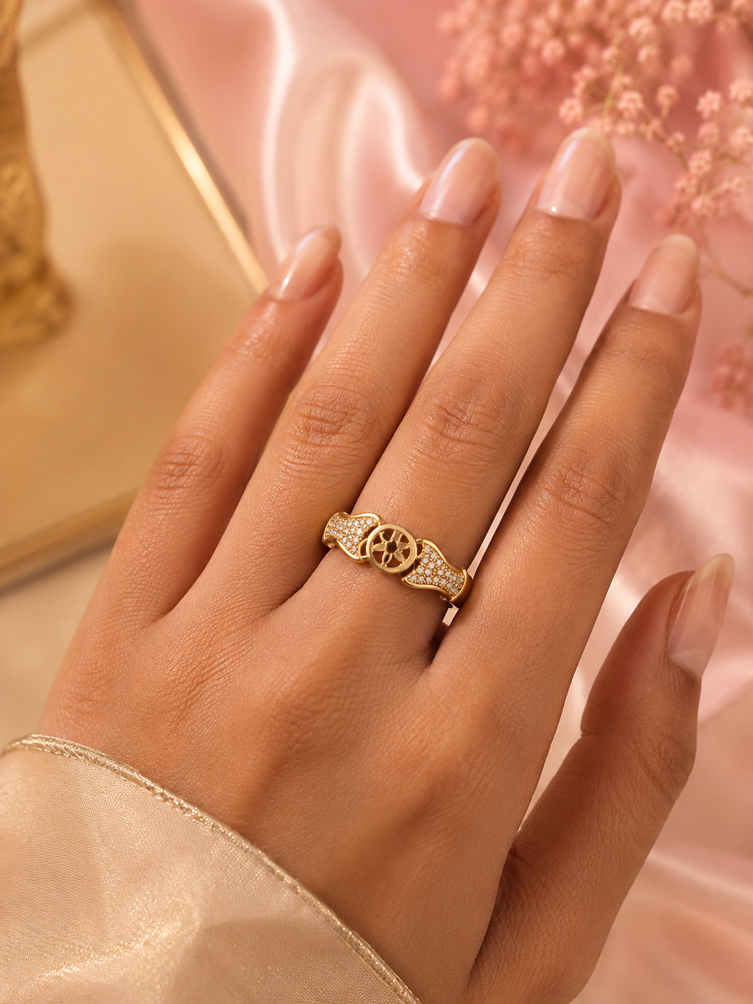 Yuvan Adjustable Ring
